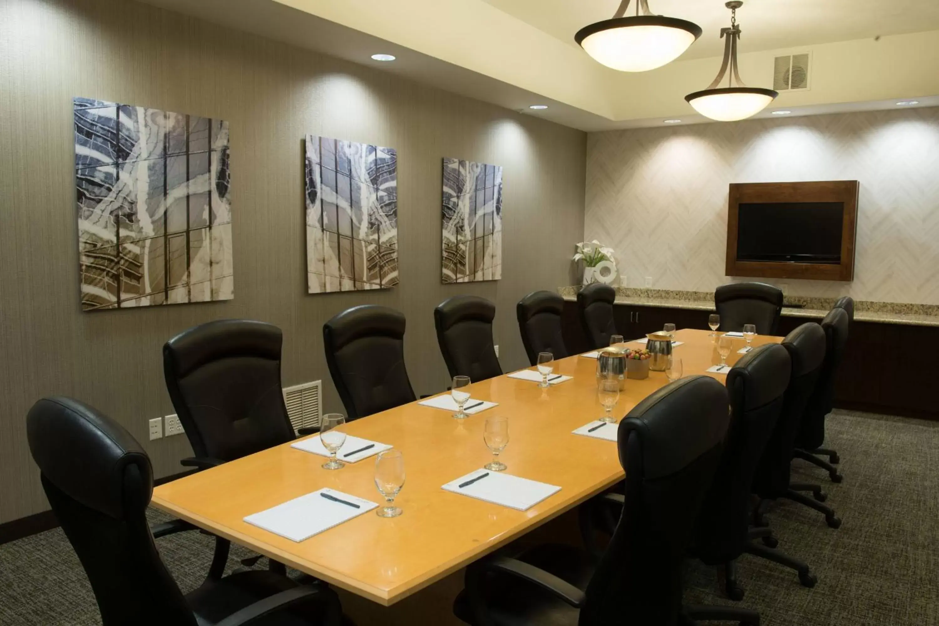 Meeting/conference room in SpringHill Suites by Marriott Logan