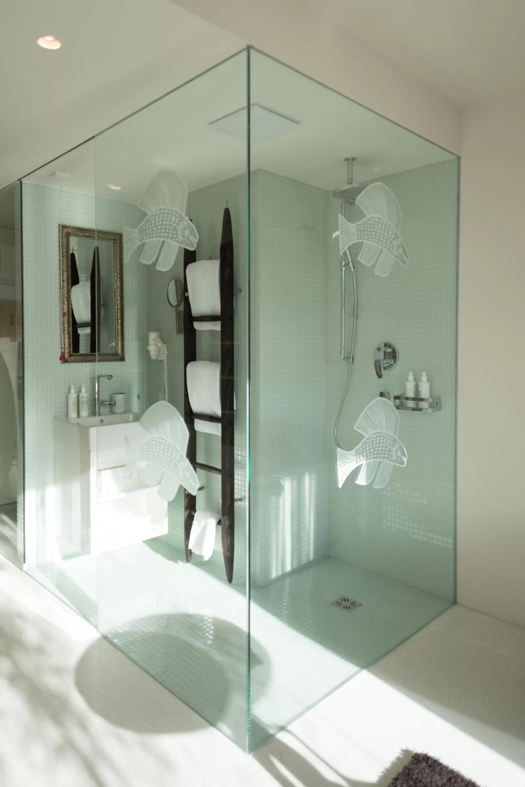 Shower in Nala Individuellhotel