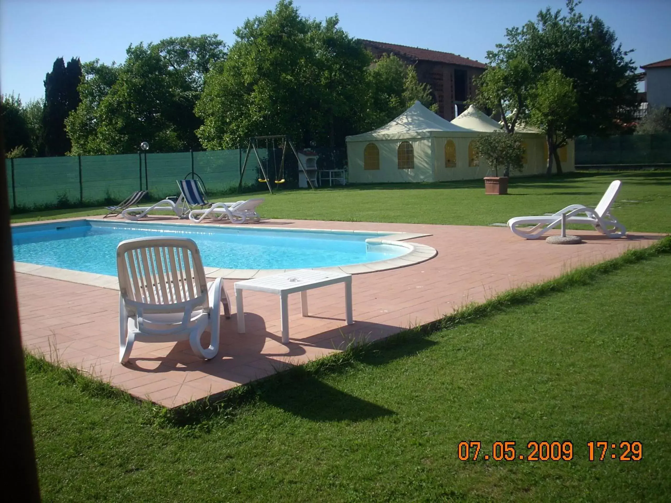 Swimming Pool in B&B Il Casale di Nanni