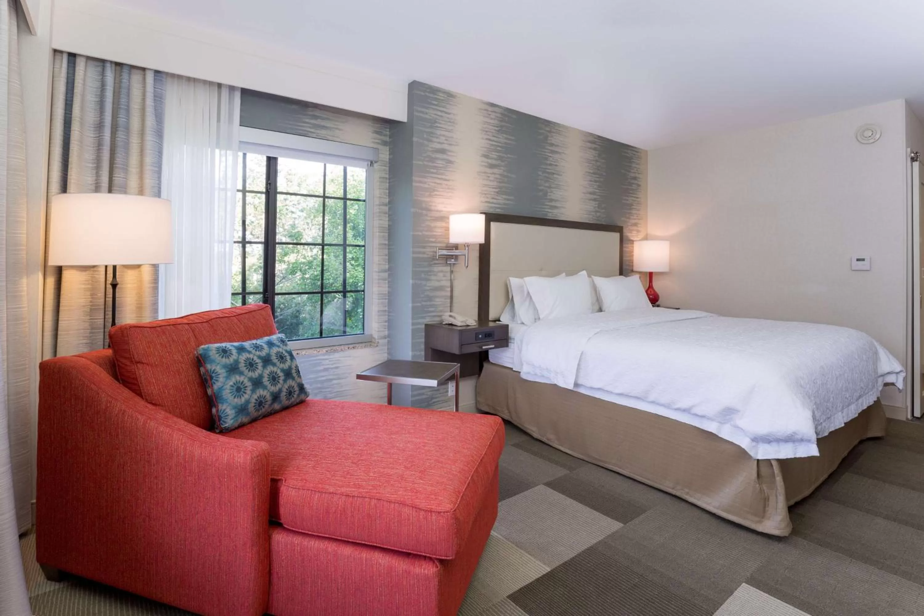 Bed in Hampton Inn Santa Barbara/Goleta