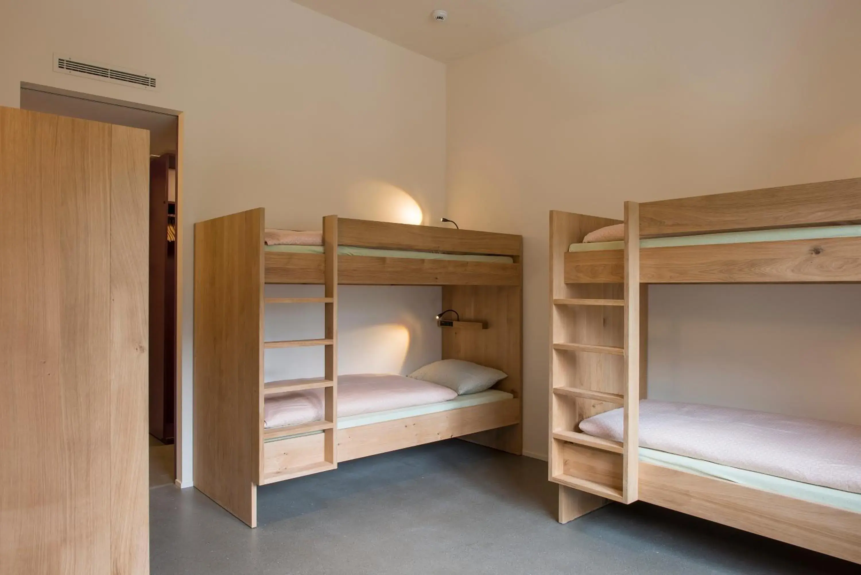 Photo of the whole room, Bunk Bed in wellnessHostel4000