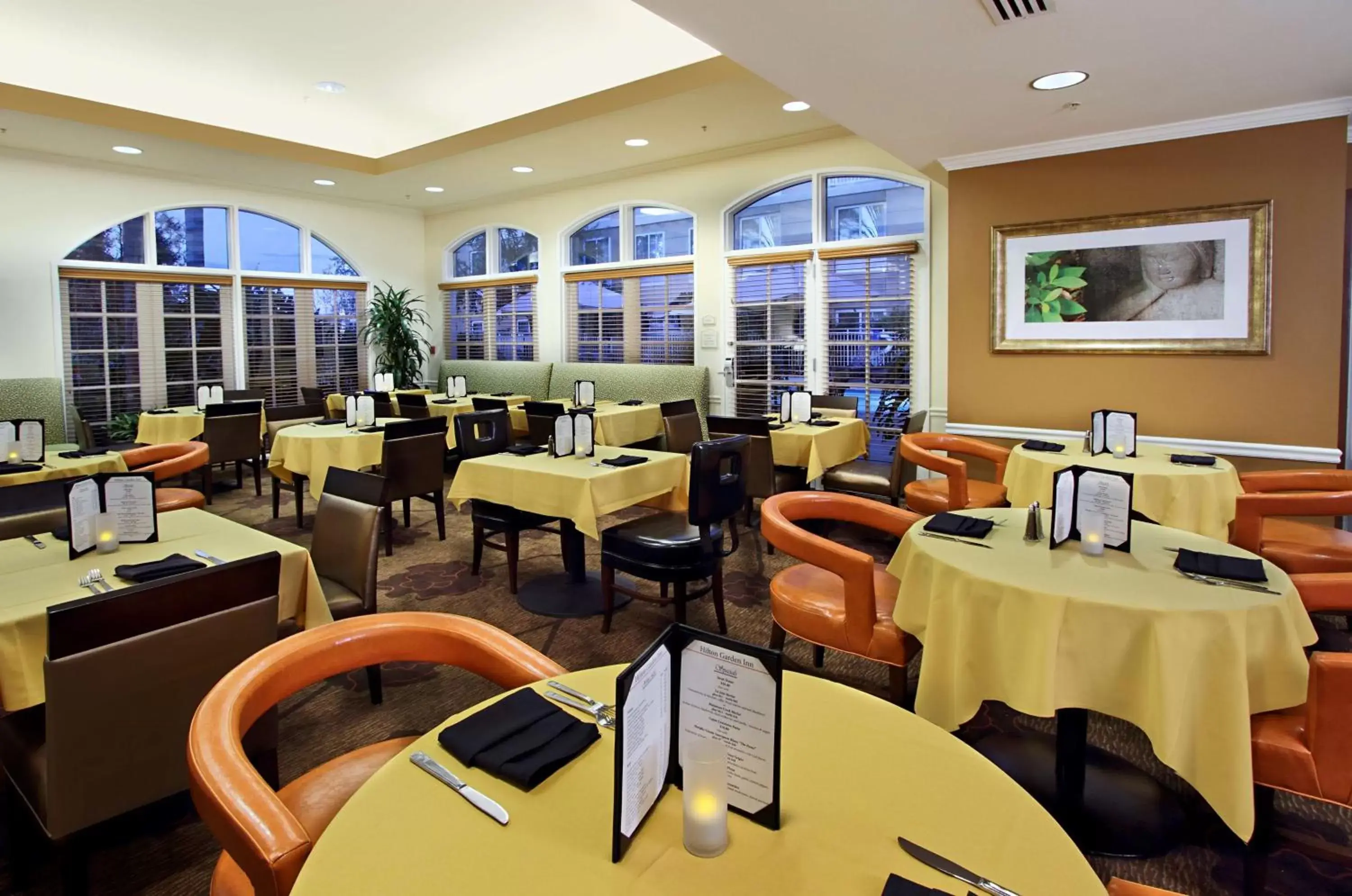 Restaurant/Places to Eat in Hilton Garden Inn Calabasas