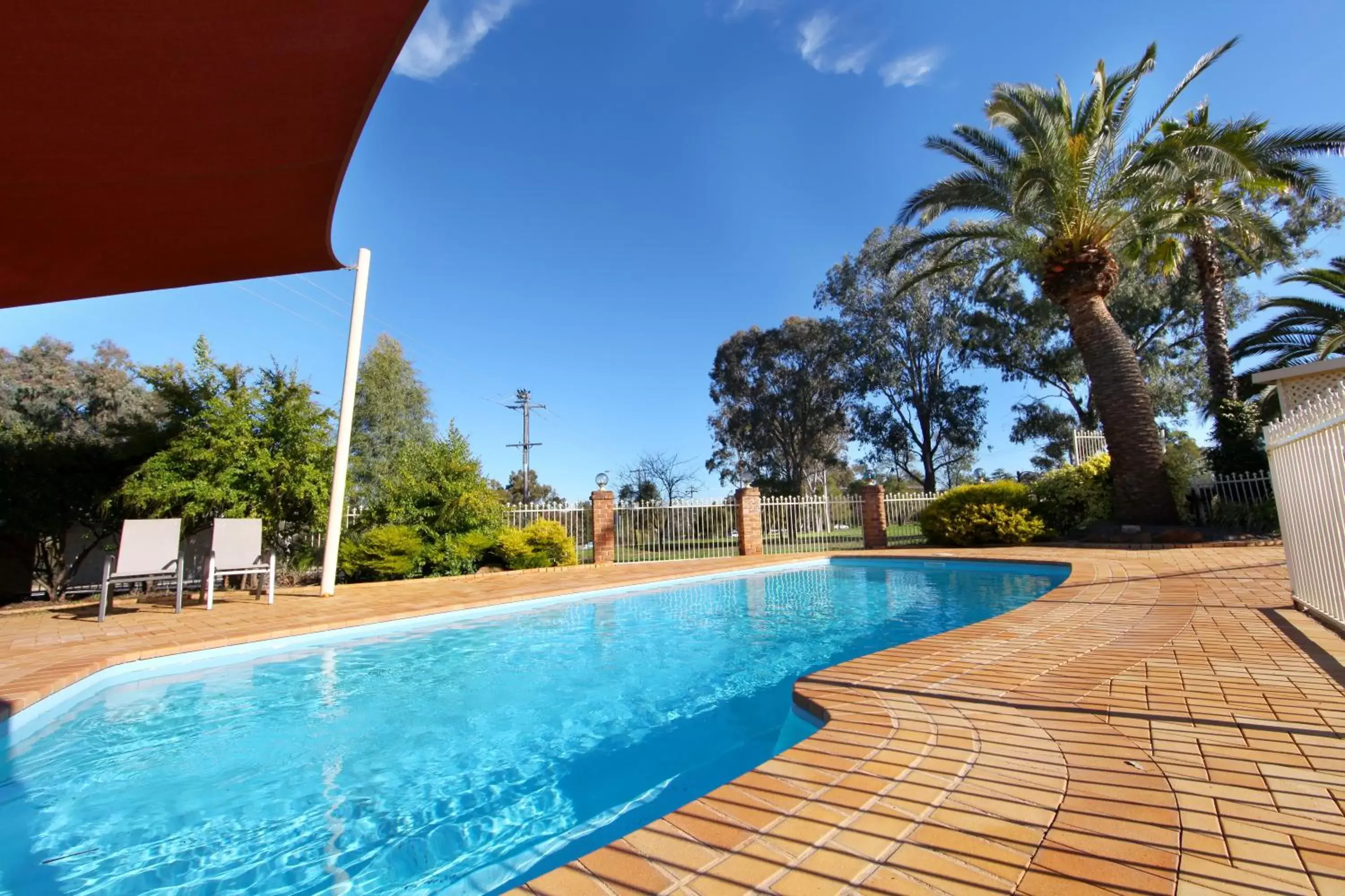 Swimming Pool in Abel Tasman Motor Inn