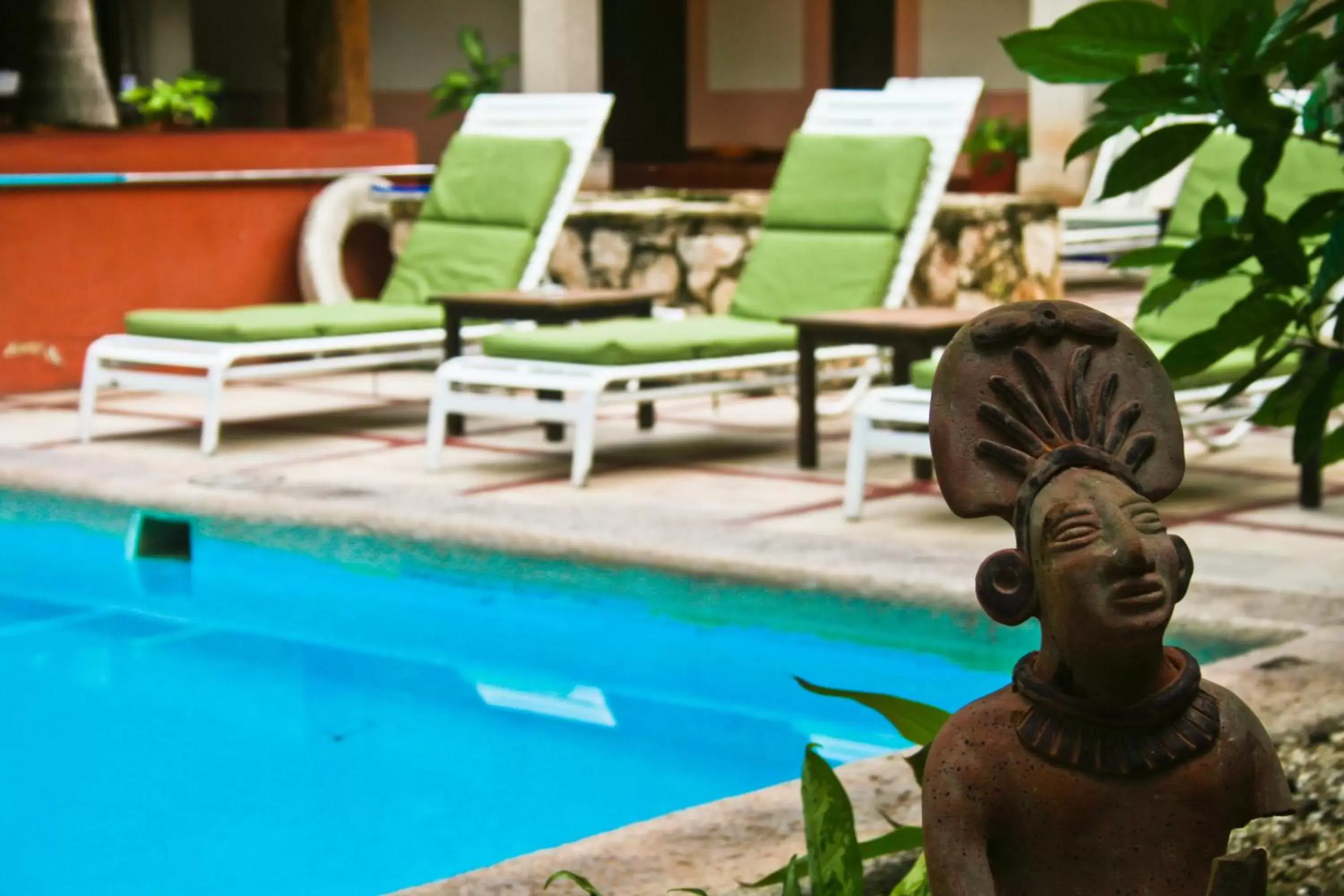 Decorative detail, Swimming Pool in Villas Arqueologicas Chichen Itza