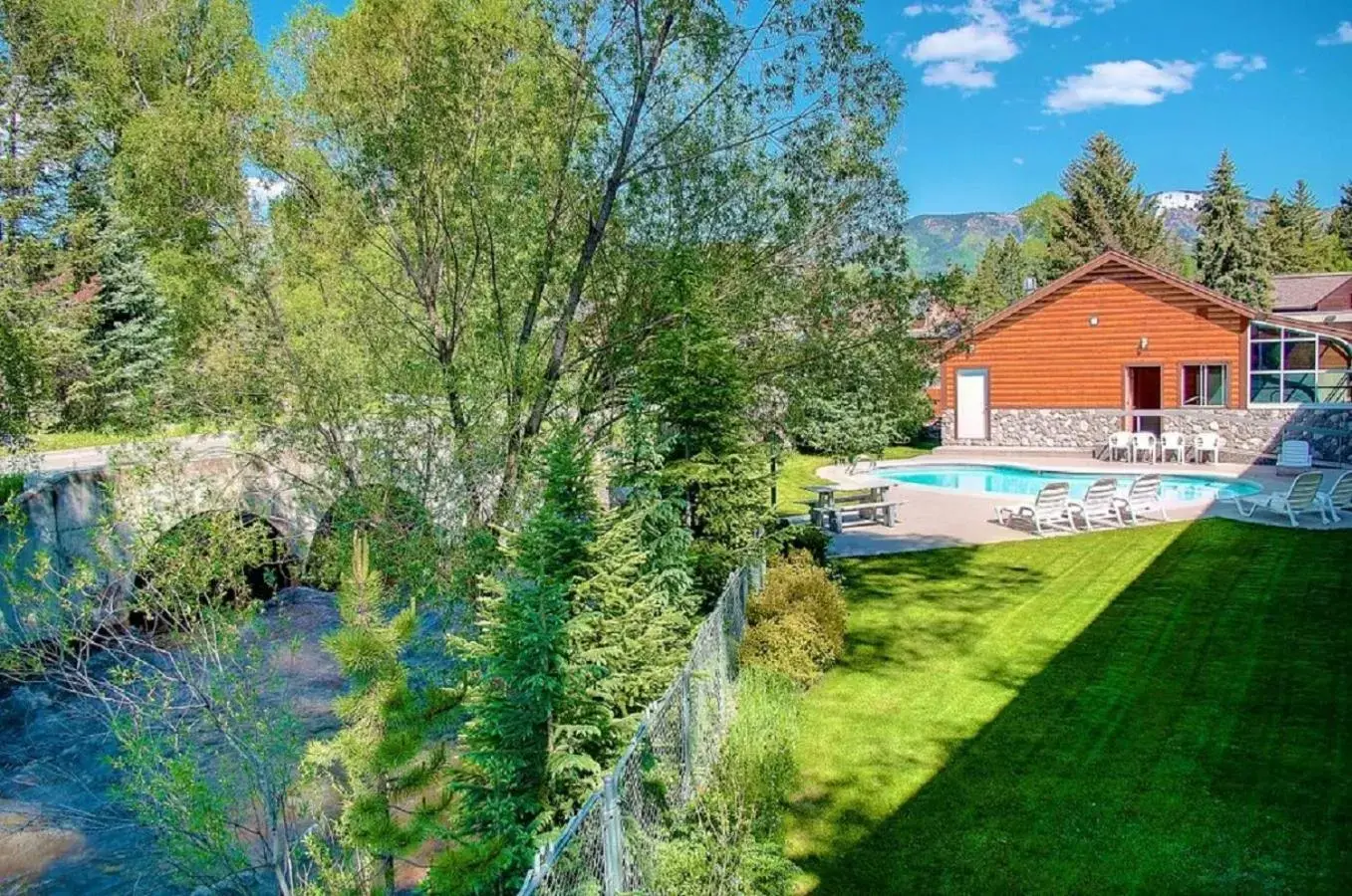 Balcony/Terrace, Pool View in Nordic Lodge