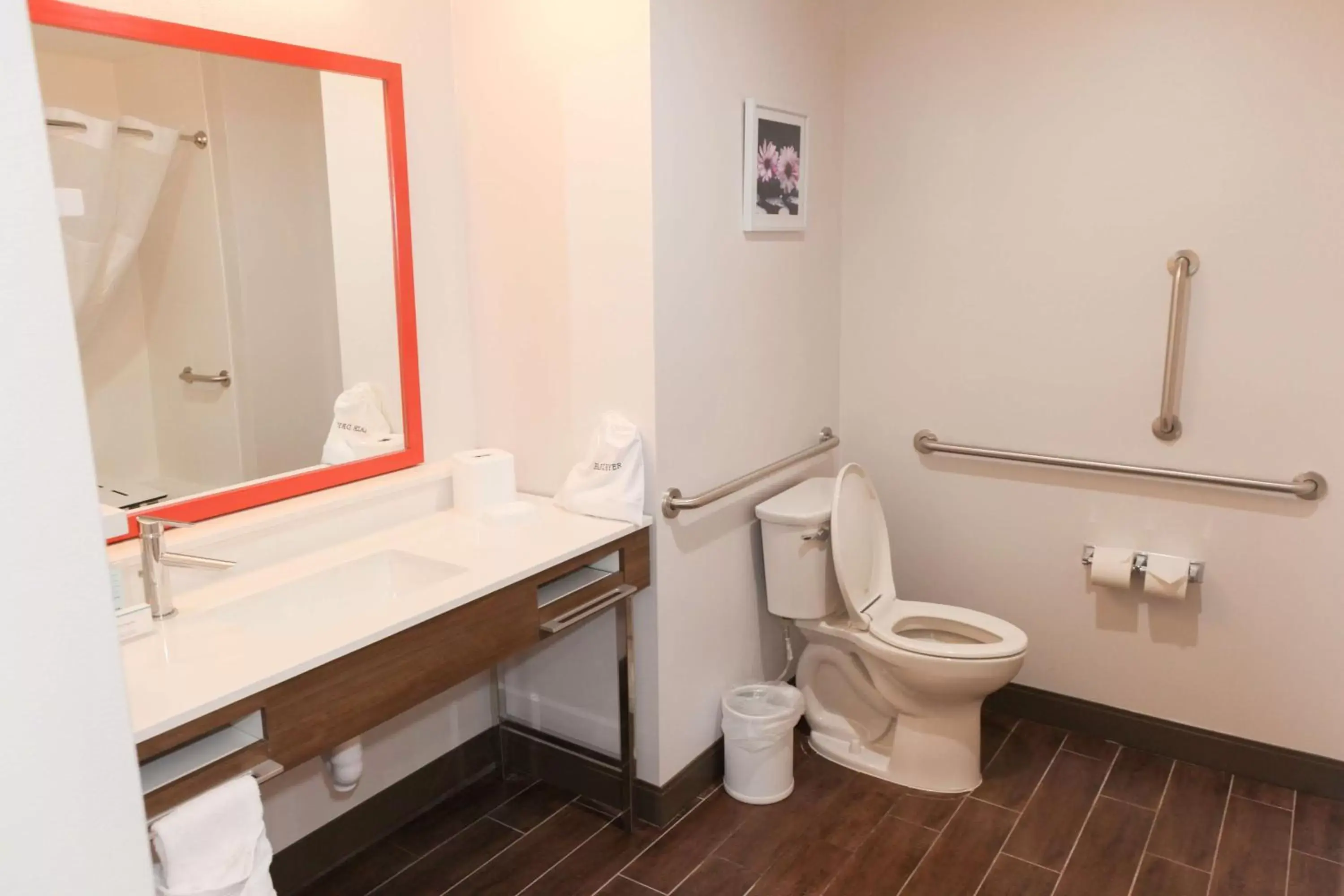 Bathroom in Hampton Inn & Suites Lafayette Bathroom in Hampton Inn & Suites Lafayette