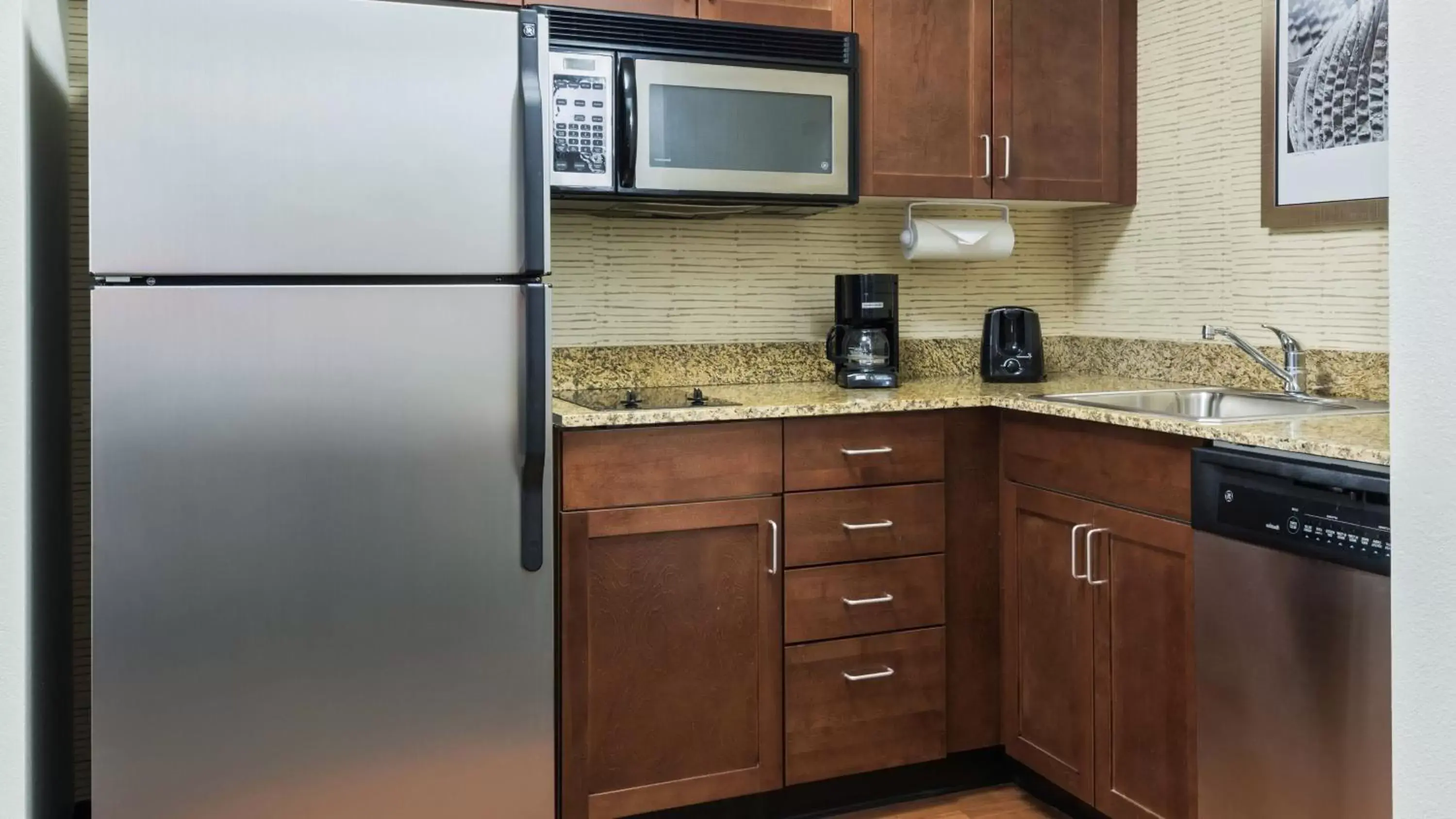 kitchen, Kitchen/Kitchenette in Residence Inn by Marriott St. Louis Downtown