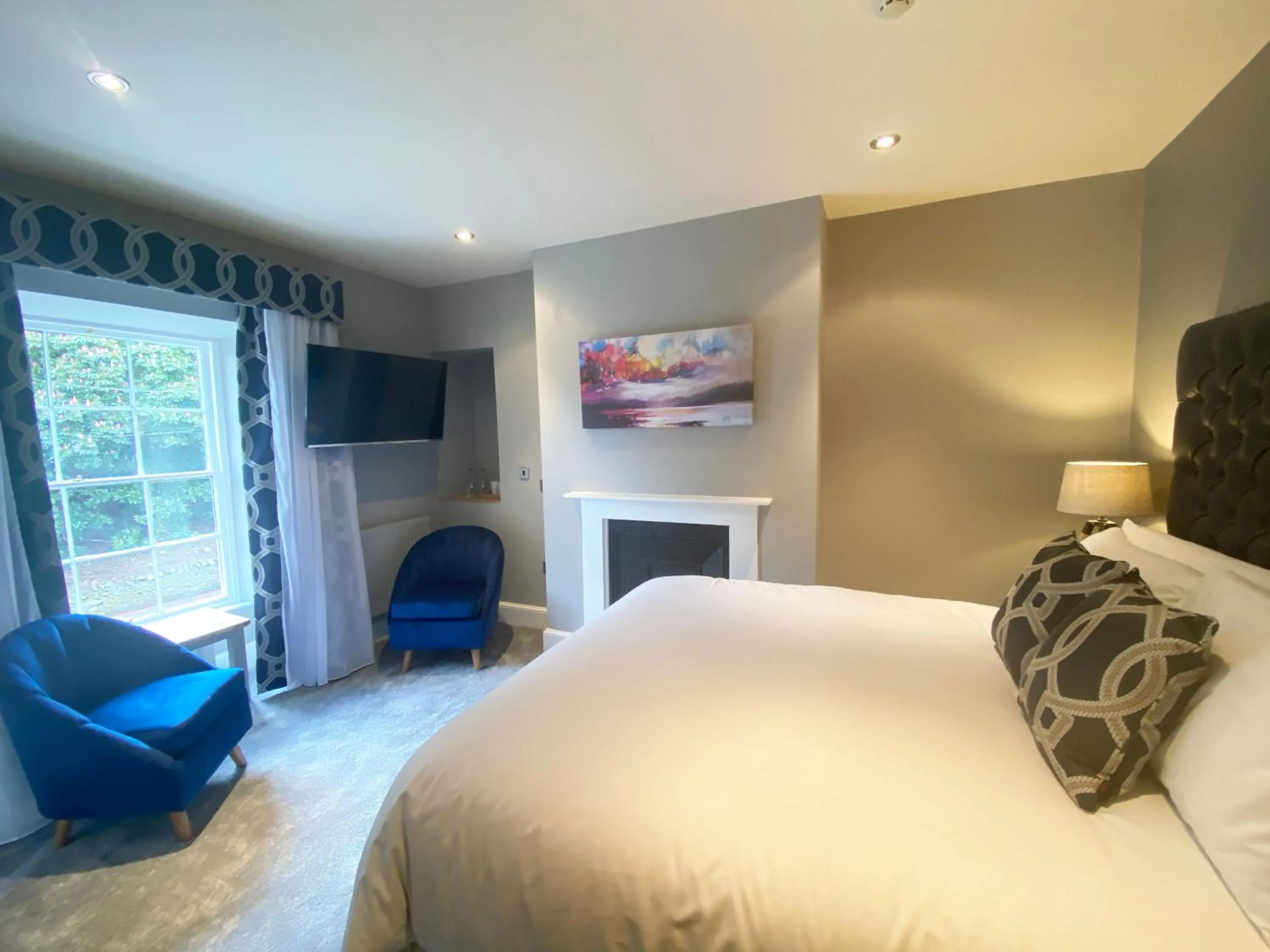 Bedroom, Bed in Aberdunant Hall