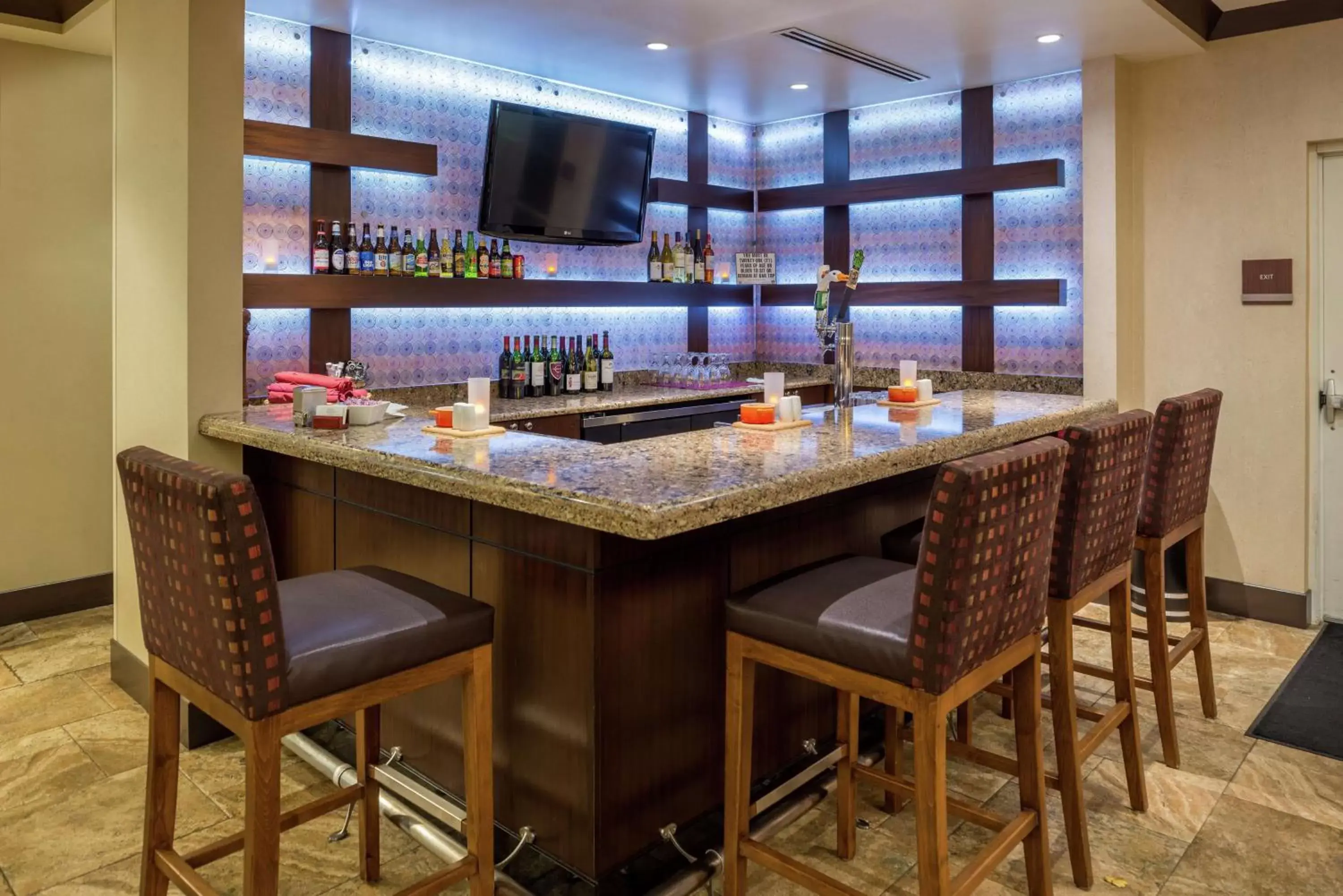 Lounge or bar, Restaurant/Places to Eat in Hilton Garden Inn Boise Spectrum