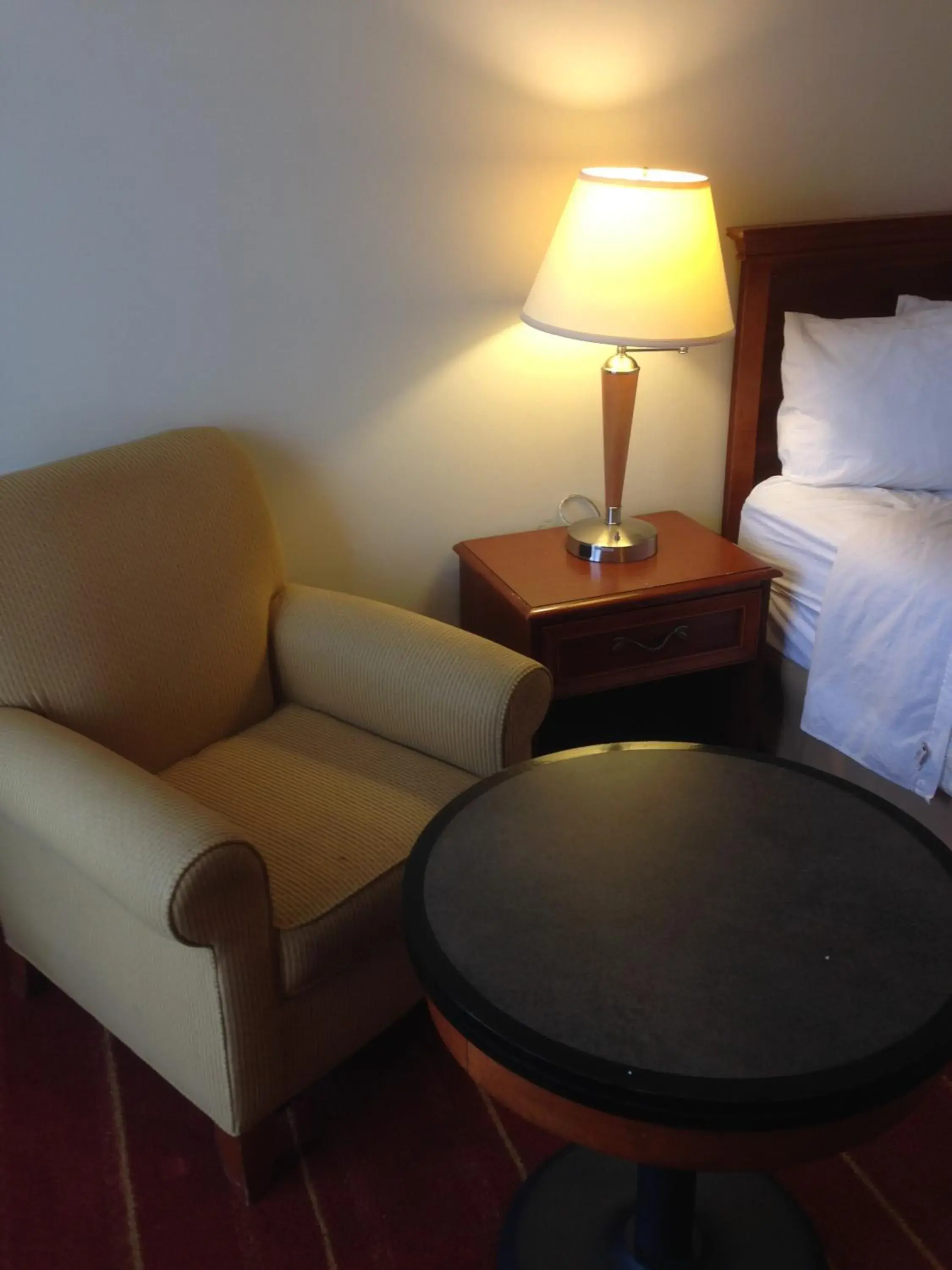 Seating Area in Rodeway Inn & Suites Greensboro Southeast