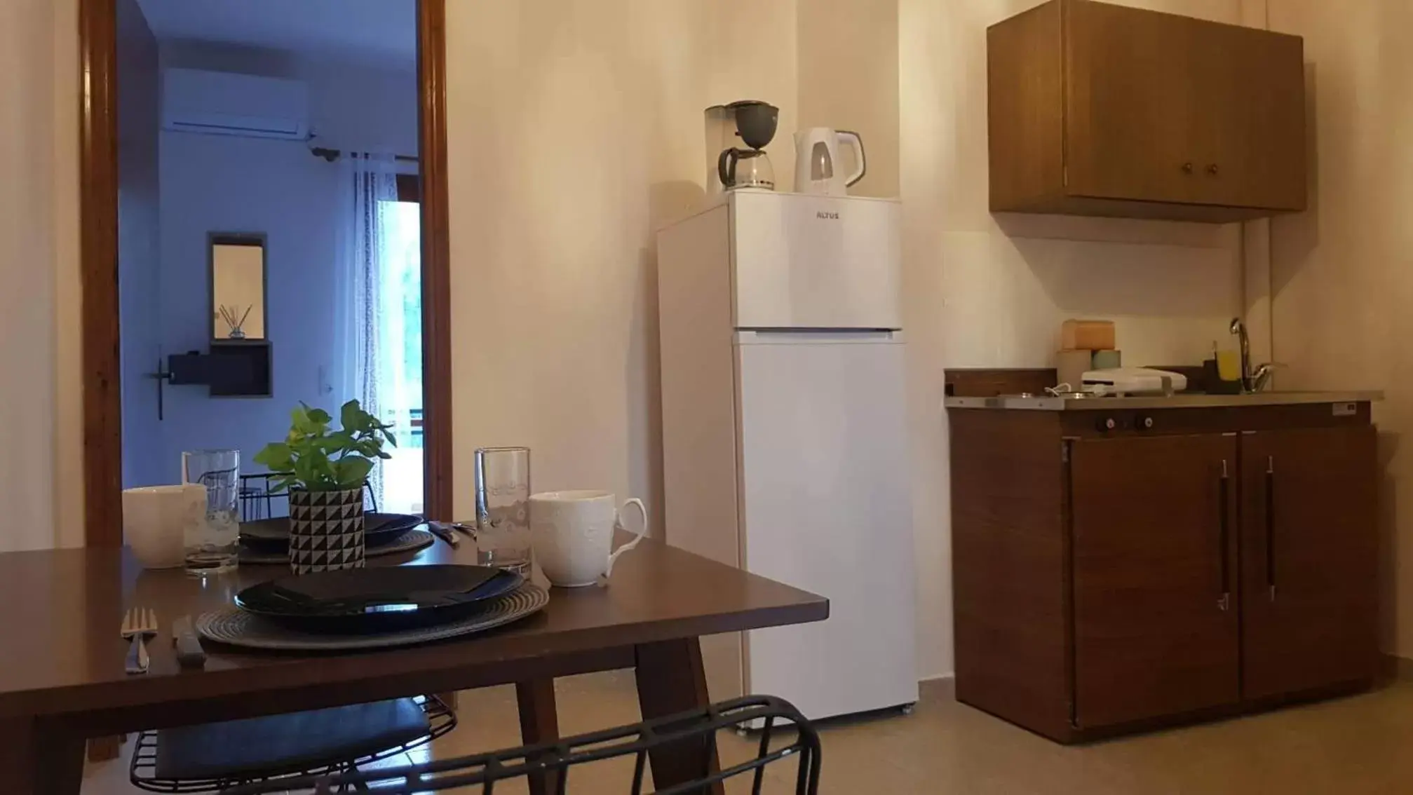 Kitchen or kitchenette, Kitchen/Kitchenette in Φiloxenia Apartments