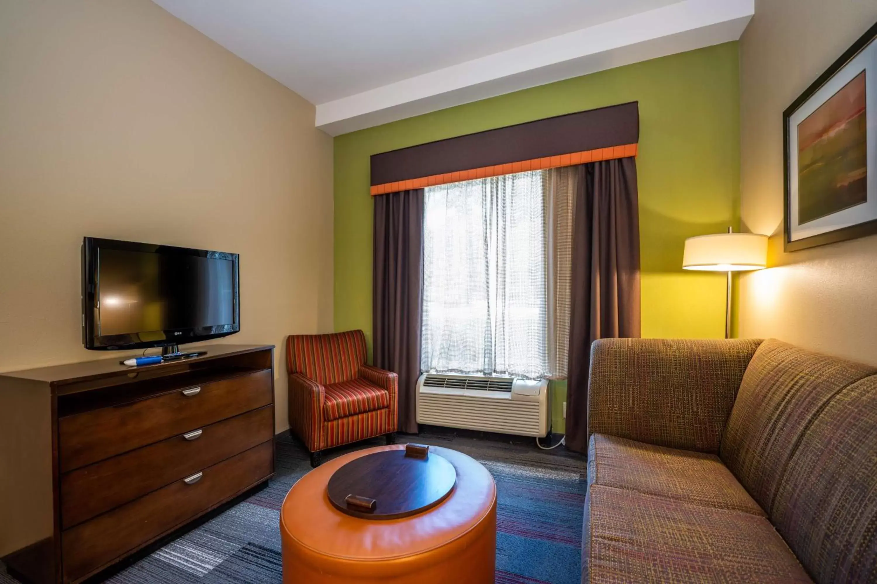 Living room in Homewood Suites by Hilton Birmingham-SW-Riverchase-Galleria Living room in Homewood Suites by Hilton Birmingham-SW-Riverchase-Galleria