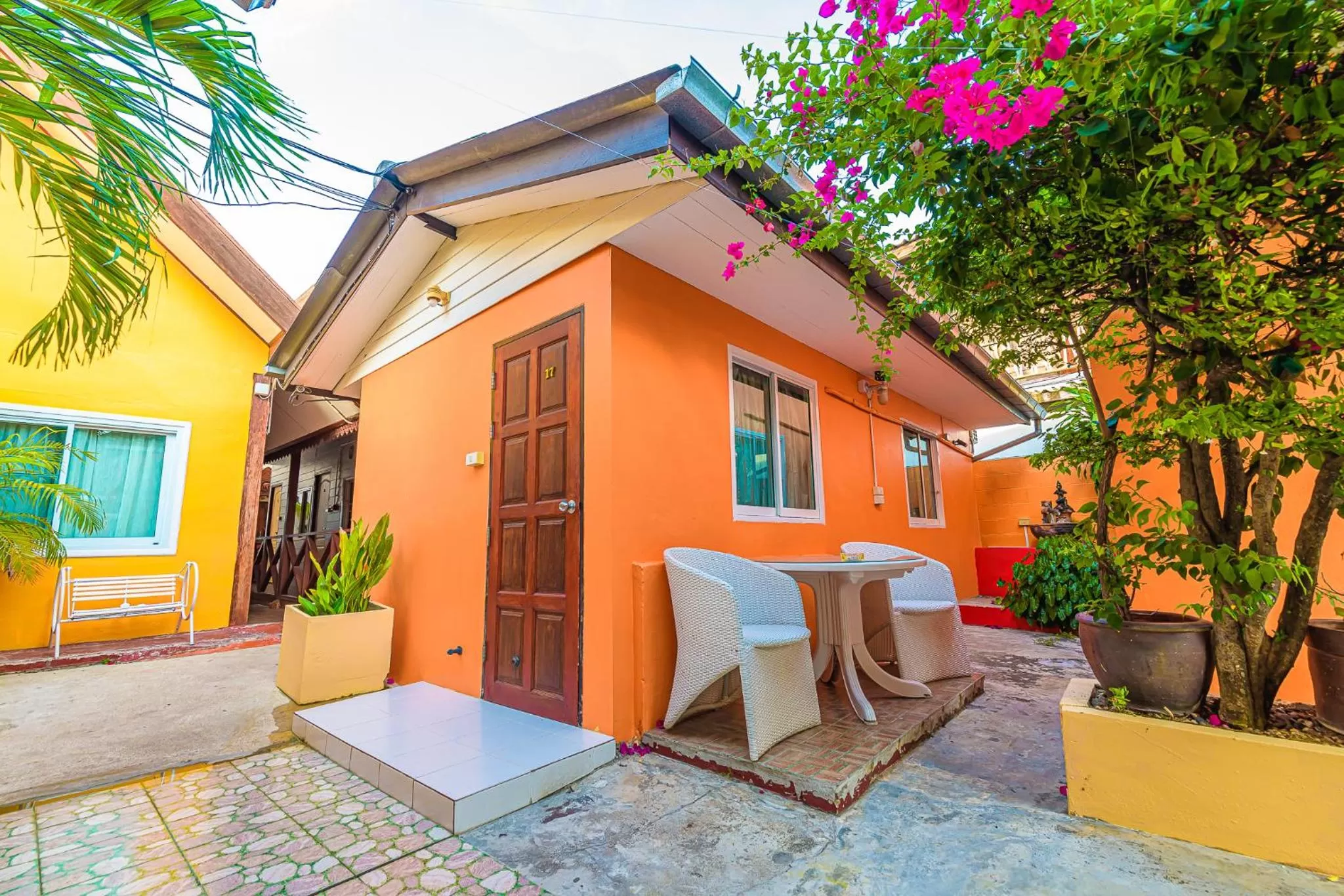 Property building in MANDARIN LODGE by victor