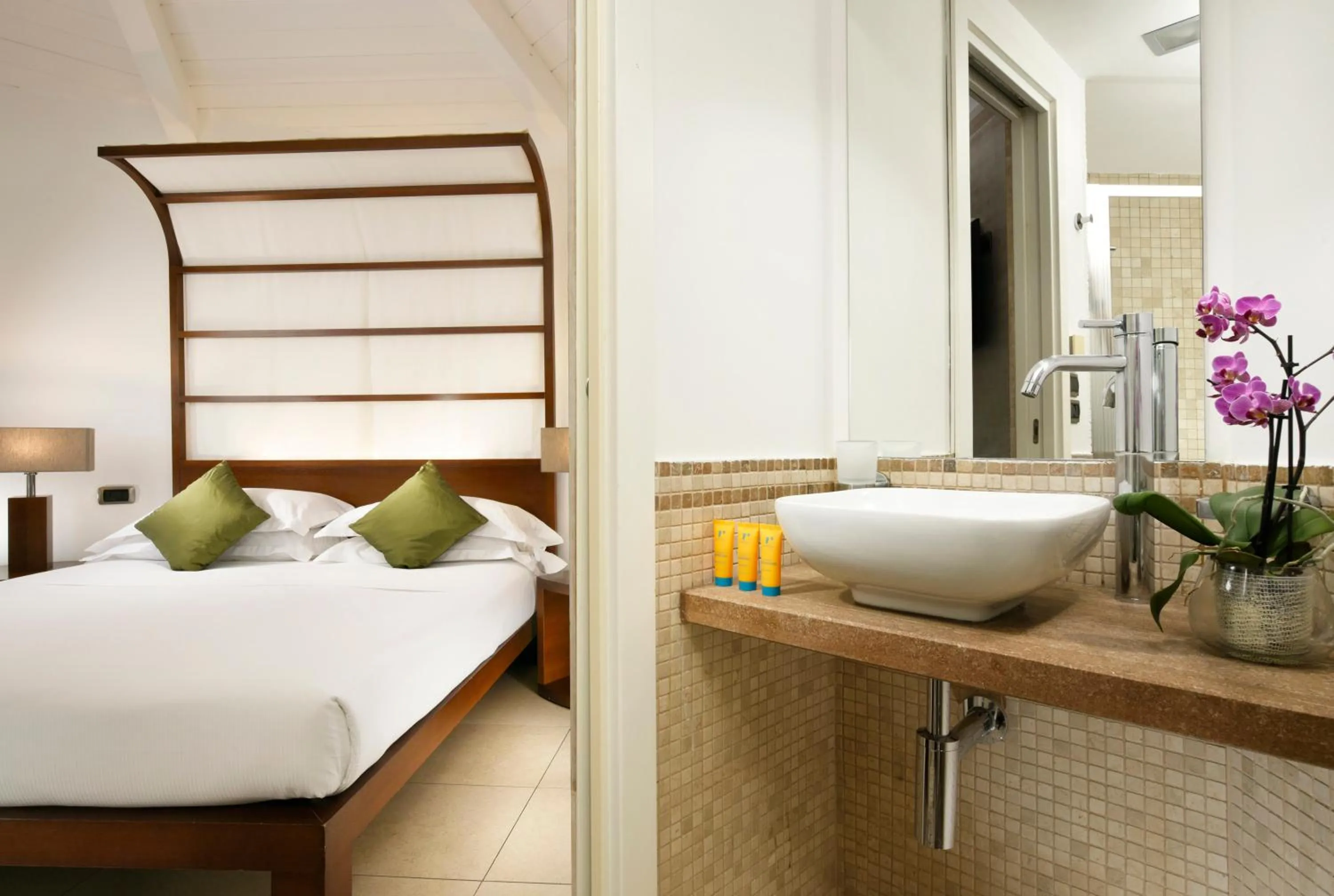 Superior Double Room with Partial Sea View in La Plage Resort