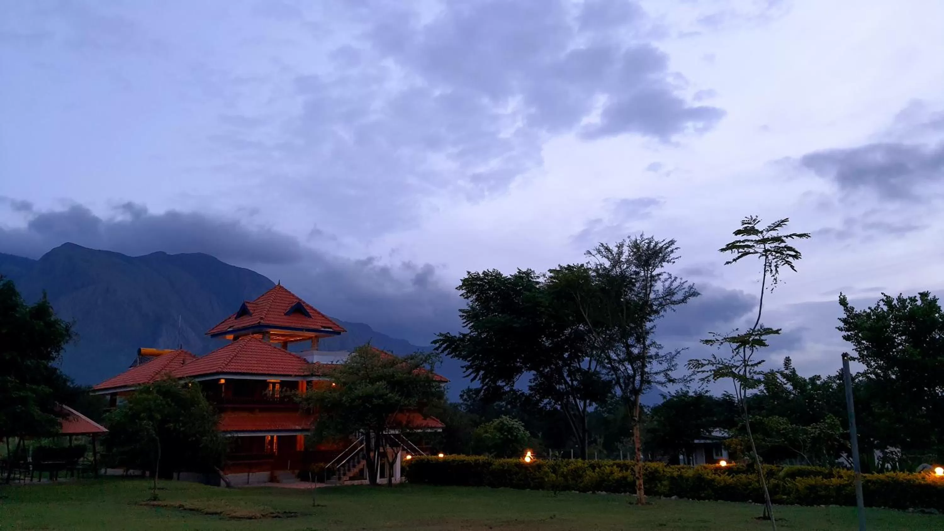 Facade/entrance in Avadale Masinagudi - Stag Groups Not Allowed