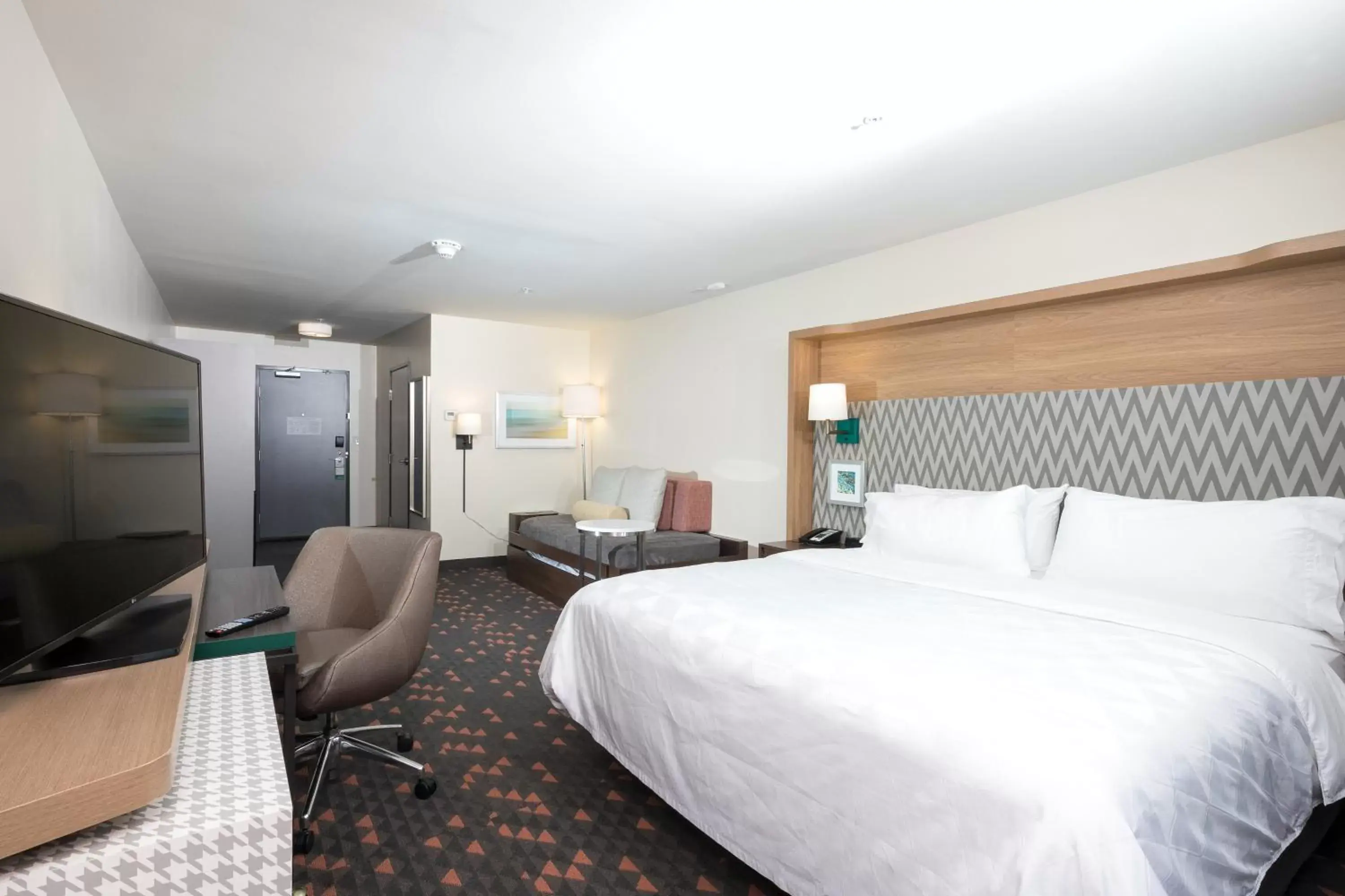 Holiday Inn Hotel & Suites - Mount Pleasant, an IHG Hotel