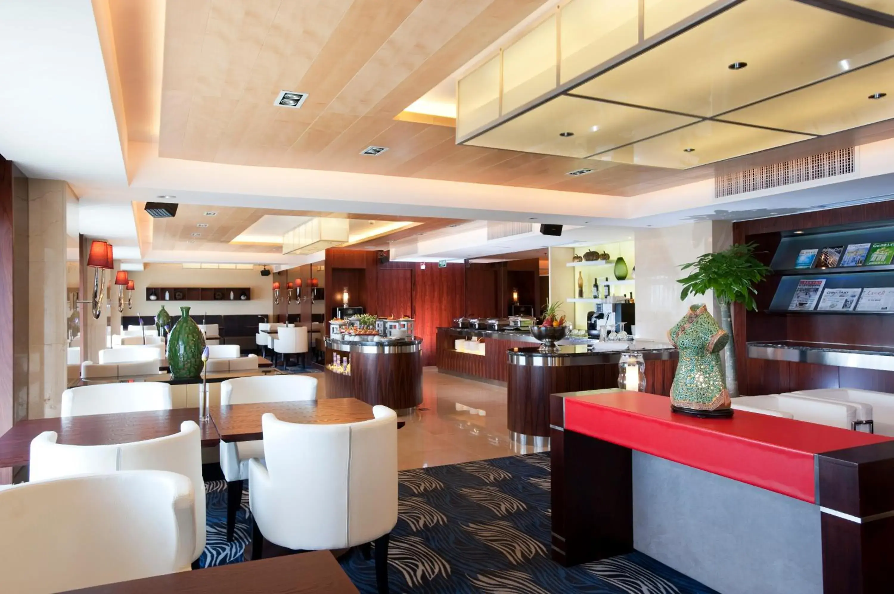 Lounge or bar, Lounge/Bar in Qingdao Parkview Holiday Hotel