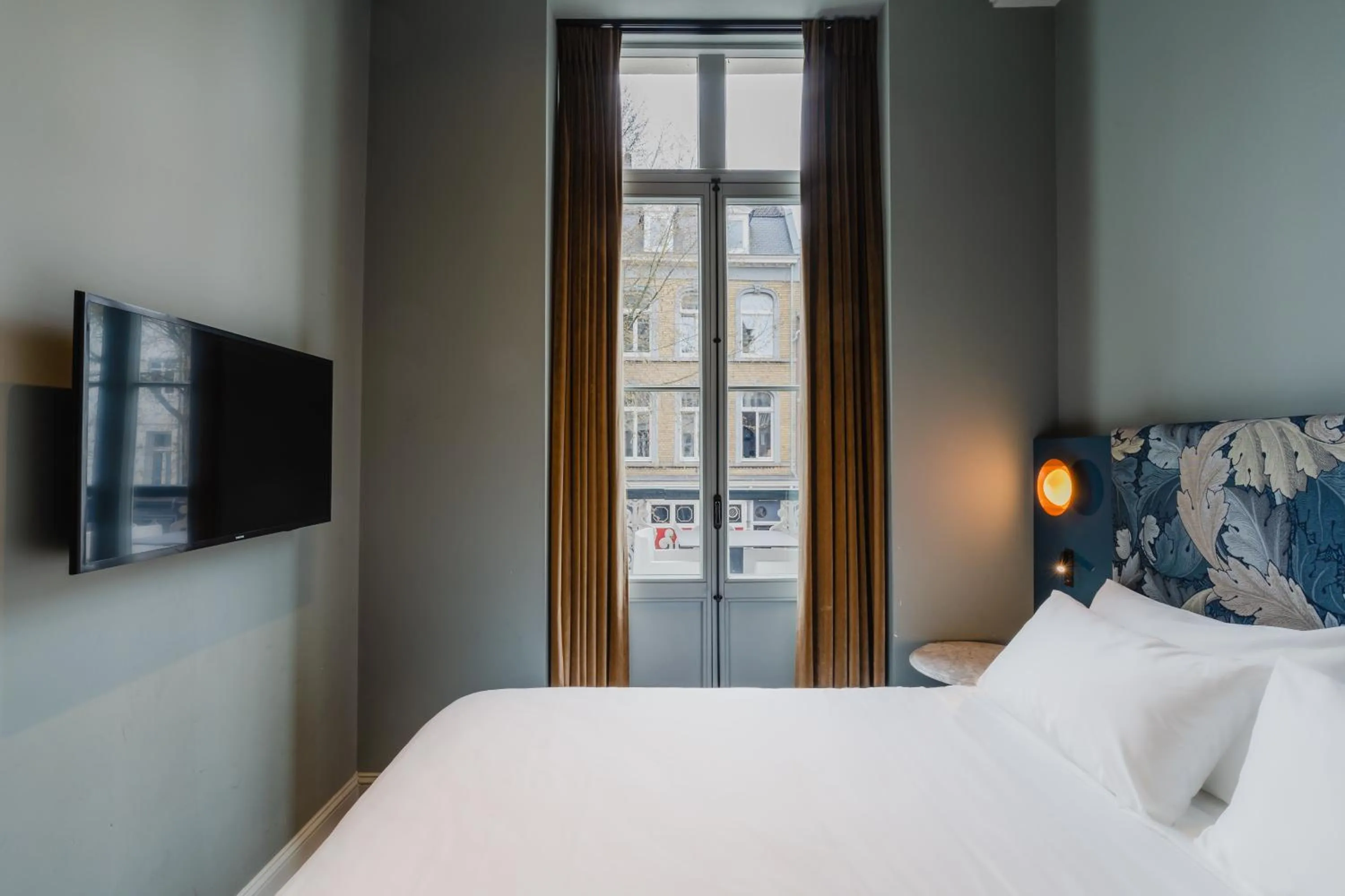 Bed in Hotel Monastère Maastricht