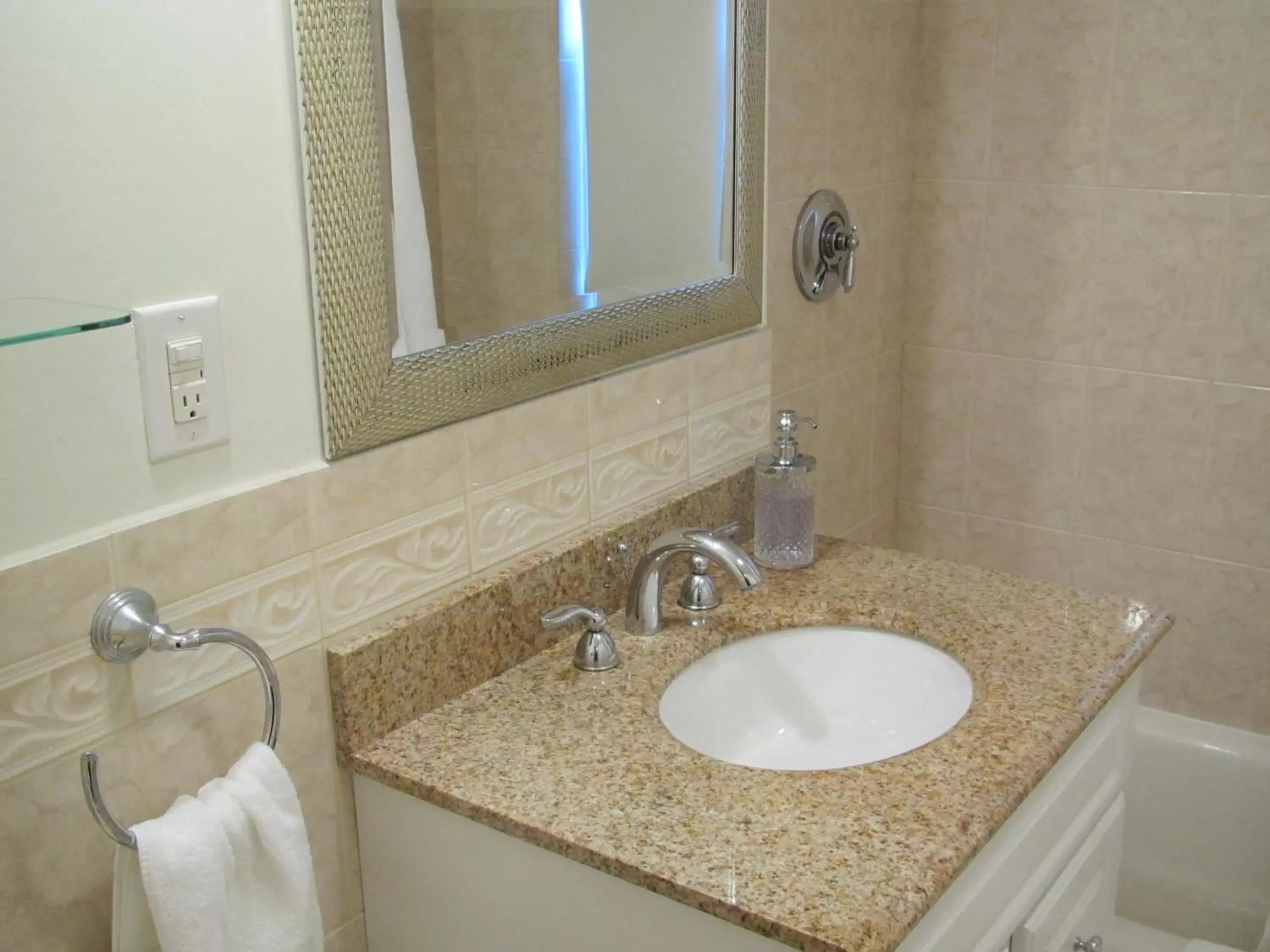 Bathroom in Bowers House Bed and Breakfast