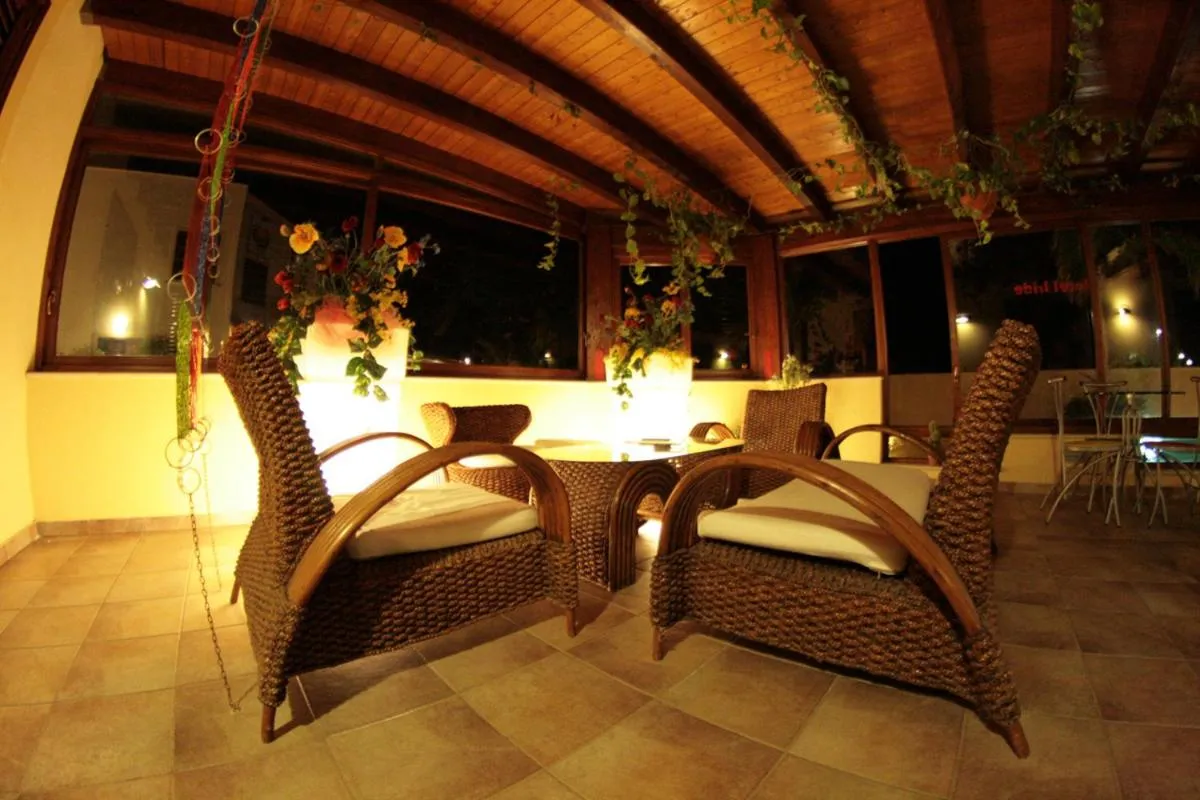 Night in Hotel Iride by Marino Tourist