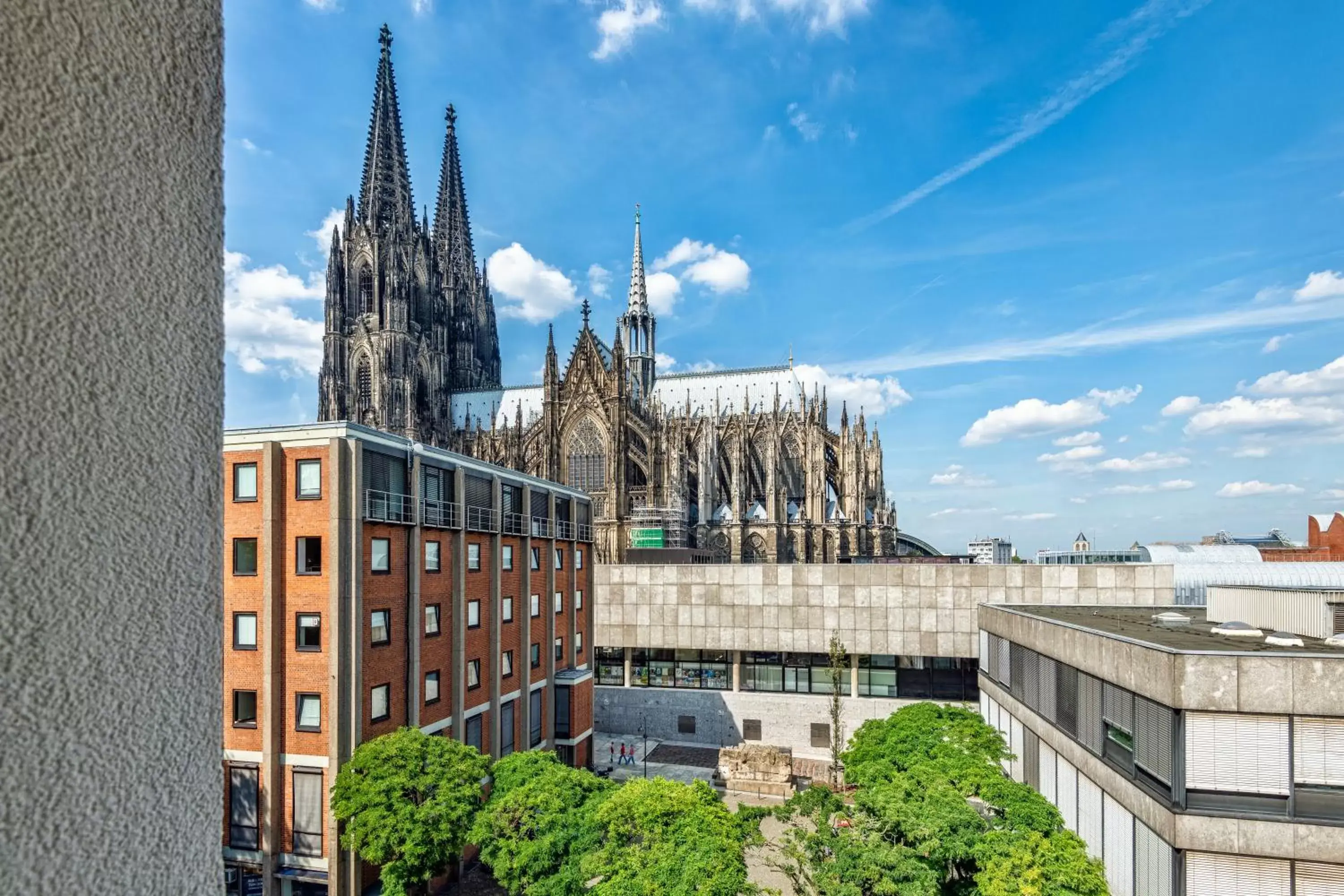 Landmark view in CityClass Hotel Europa am Dom