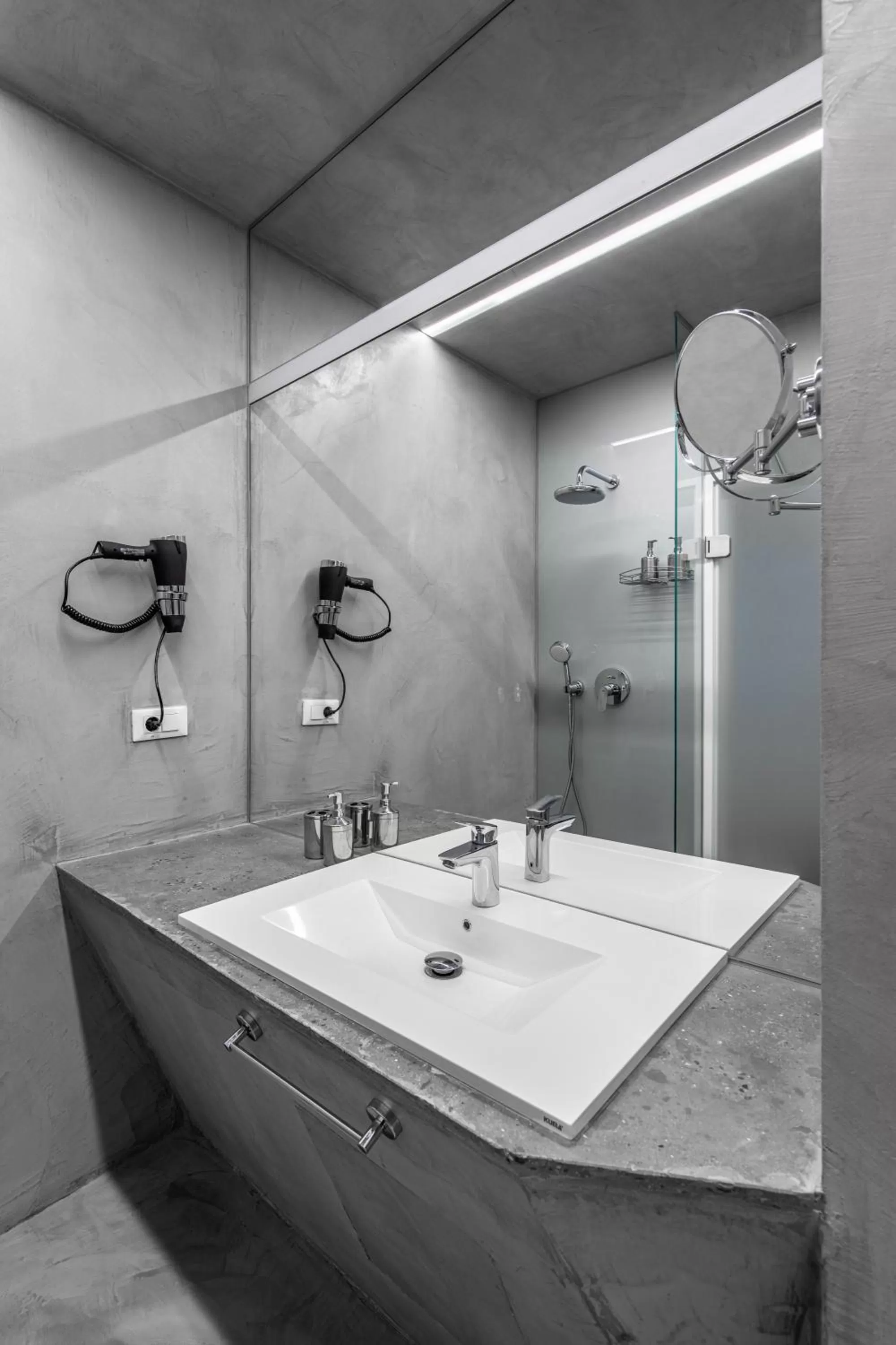 Bathroom in Aparthotel Blend City Center