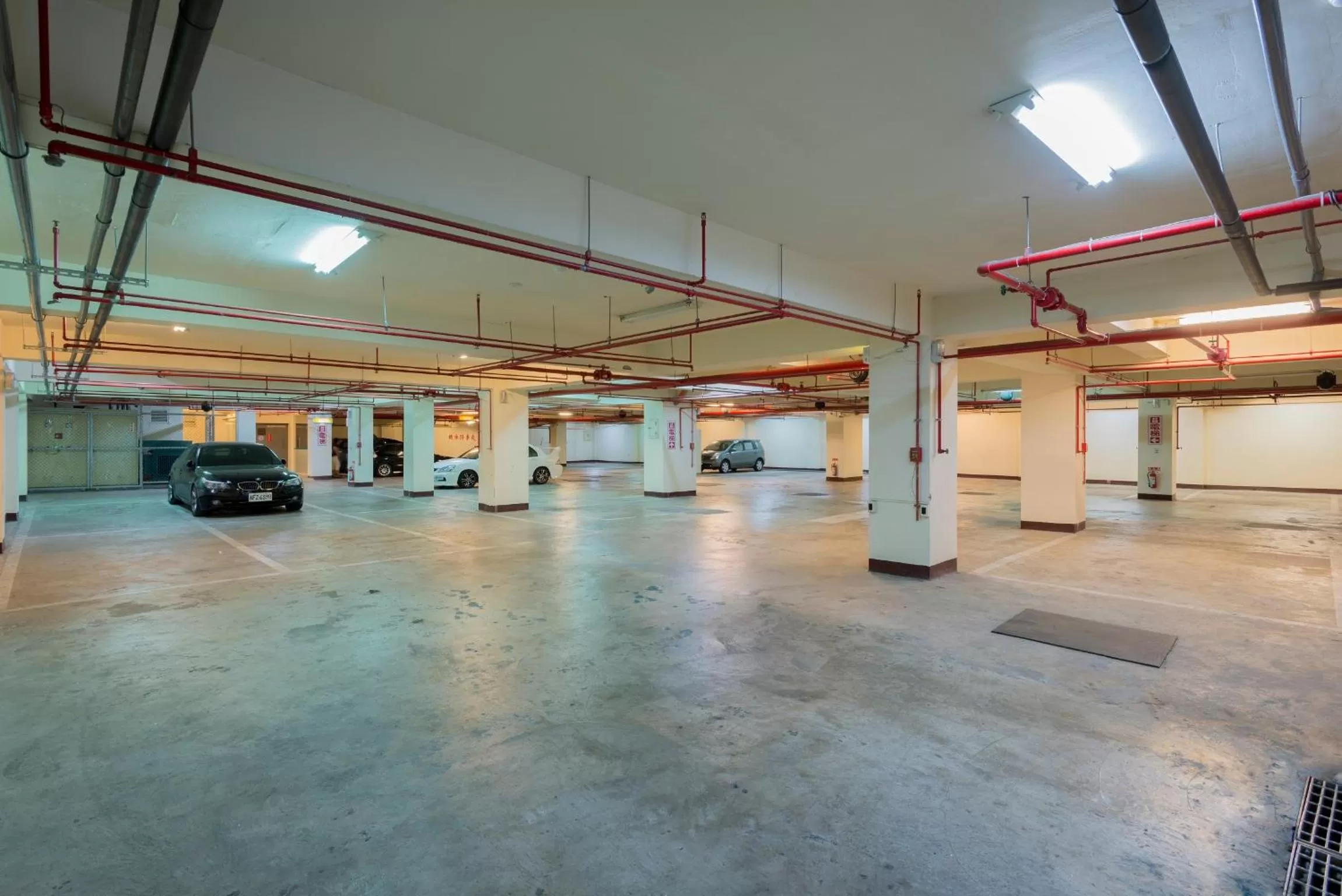 Area and facilities in Duo Romance Hotel