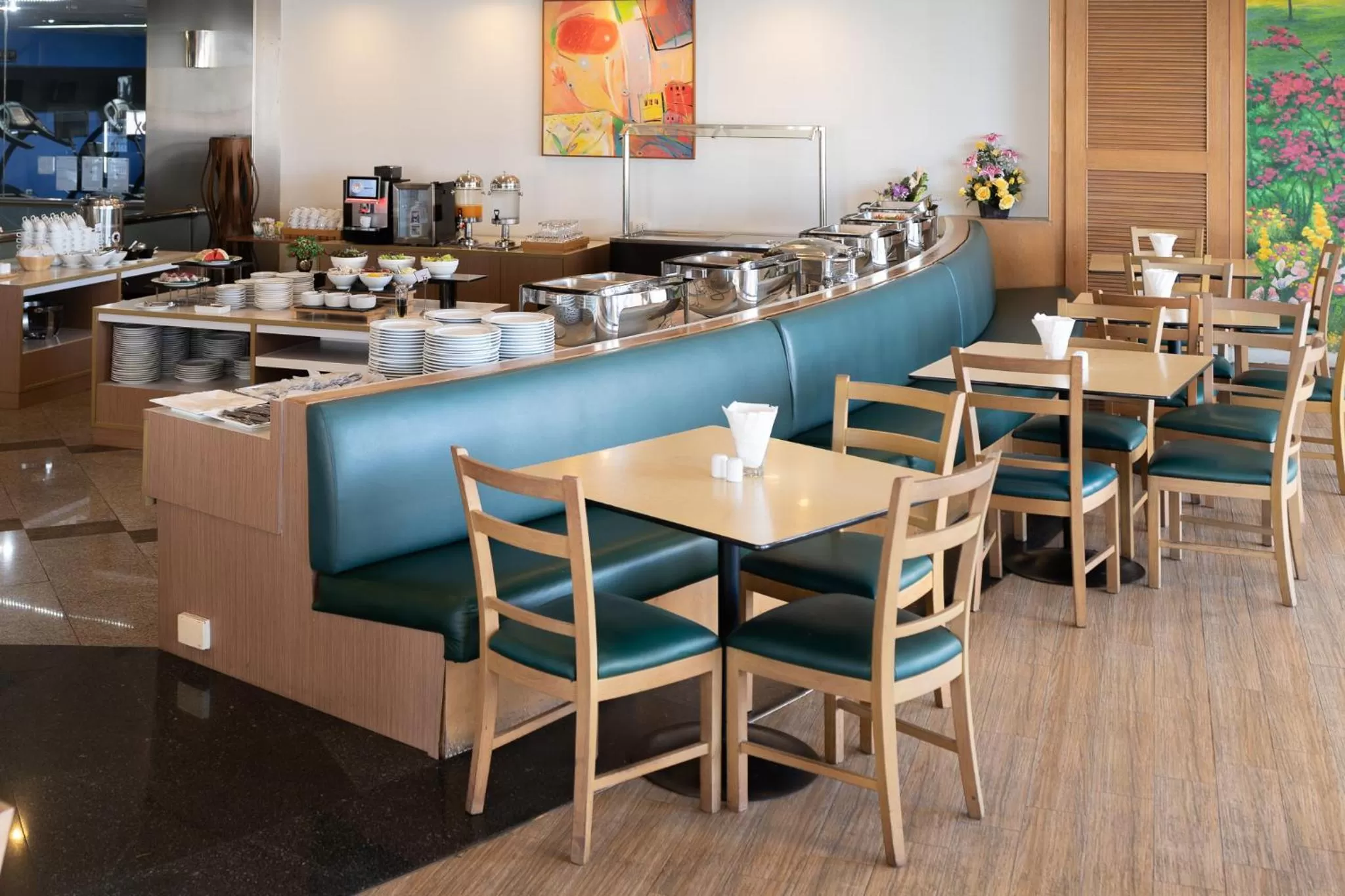 Restaurant/places to eat in Riverine Place Hotel and Residence