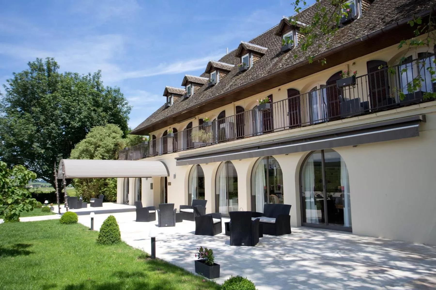 Facade/entrance in Ermitage De Corton - Teritoria