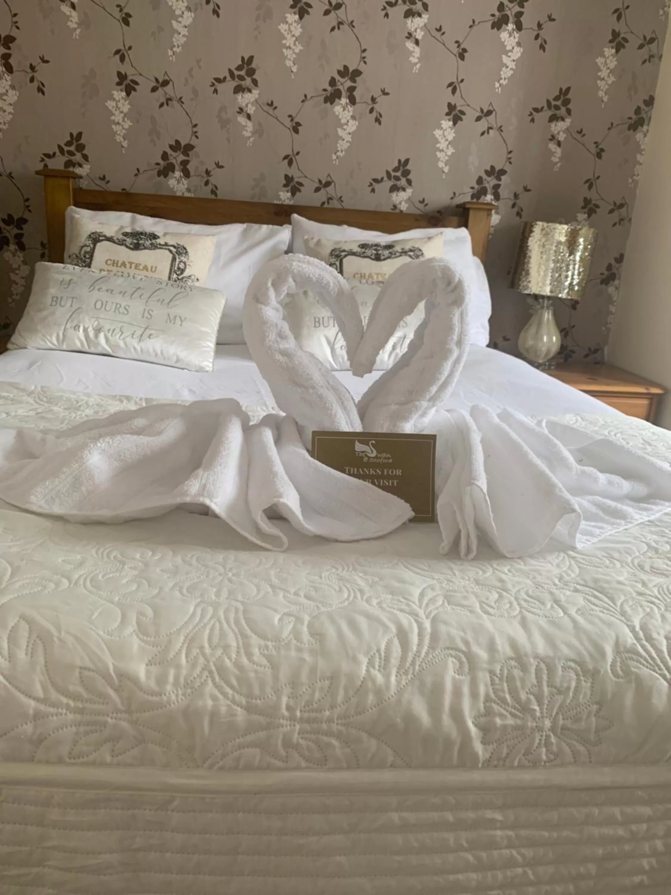 Bed in the swan stoford