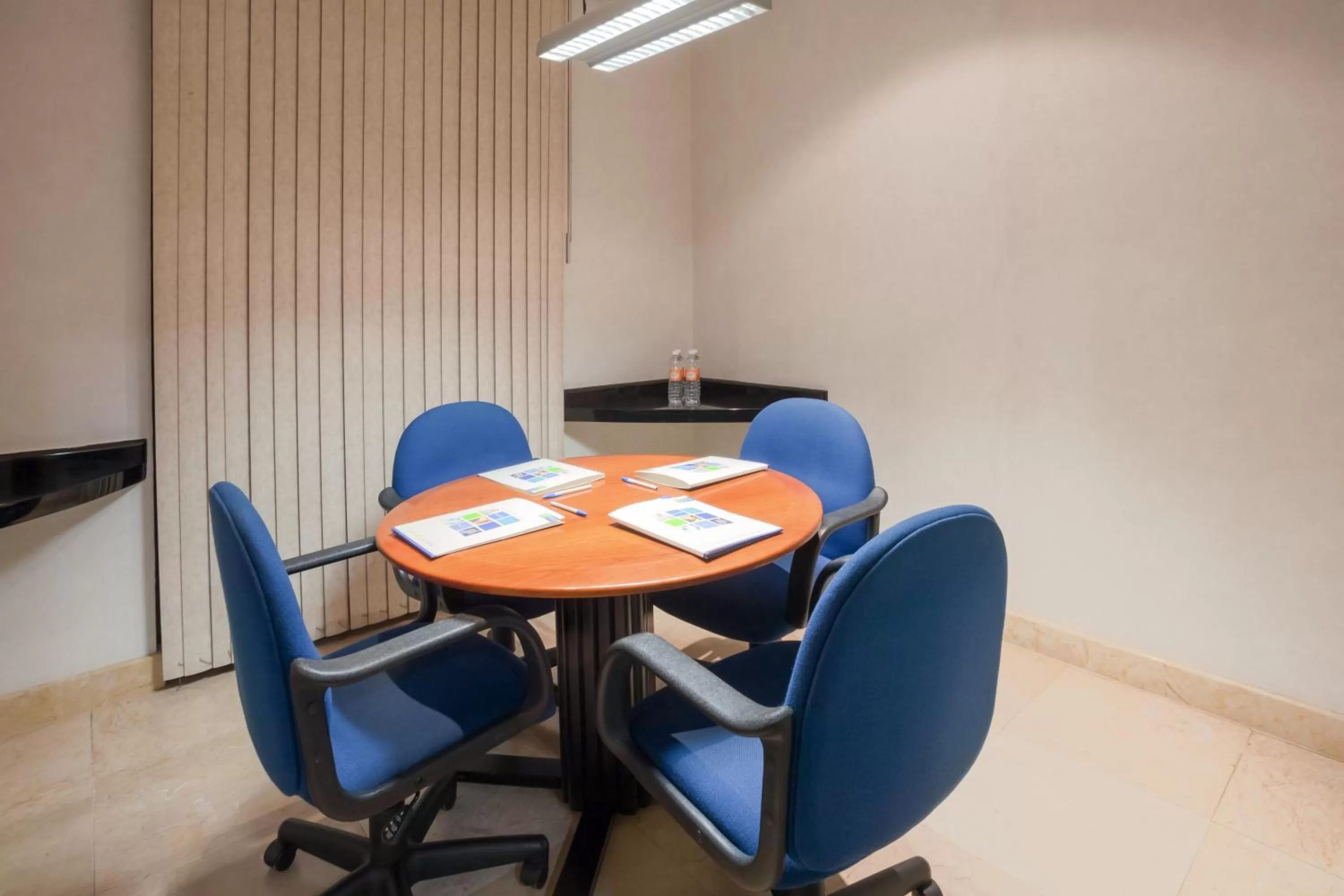 Meeting/conference room in Holiday Inn Express Oaxaca - Centro Historico by IHG