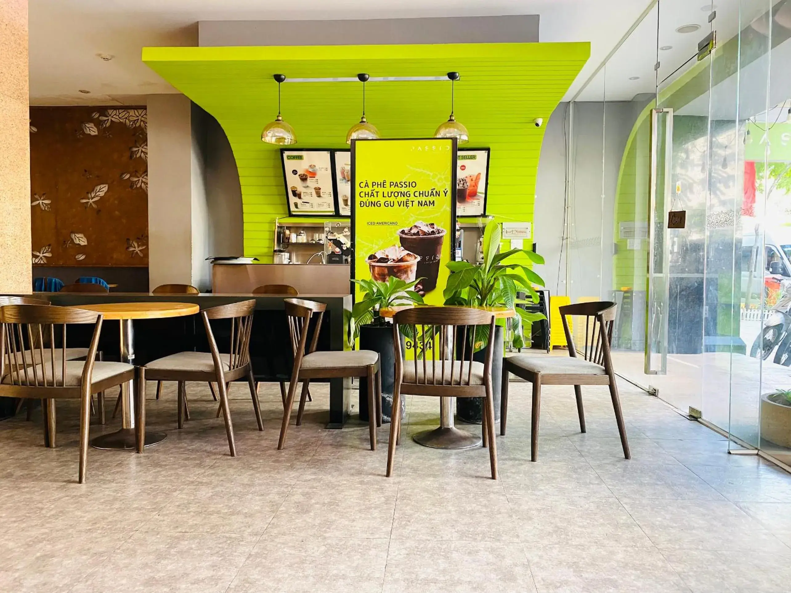 Restaurant/places to eat in Liberty 2 Hotel Restaurant/places to eat in Liberty 2 Hotel