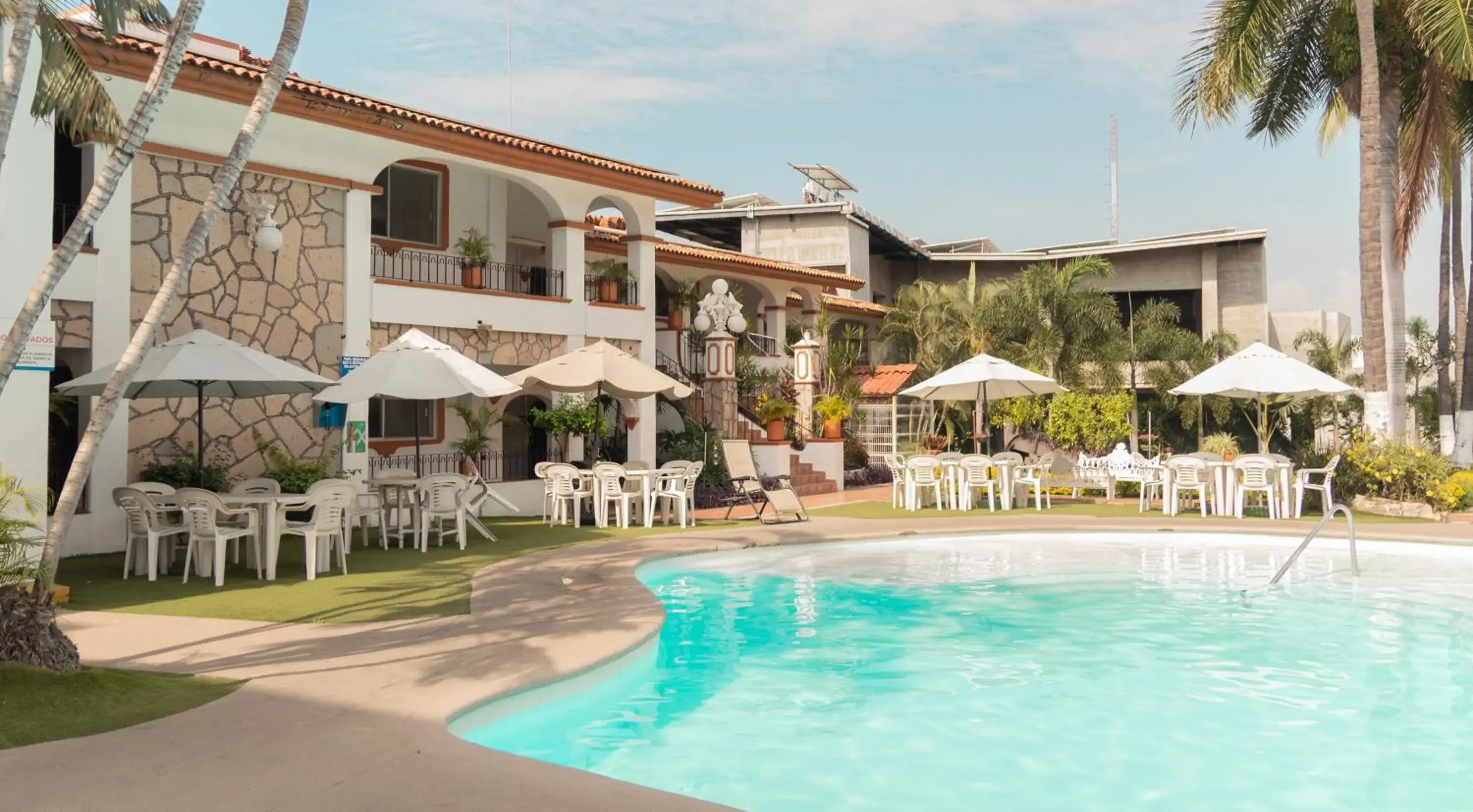 Day, Swimming Pool in María Isabel Colima