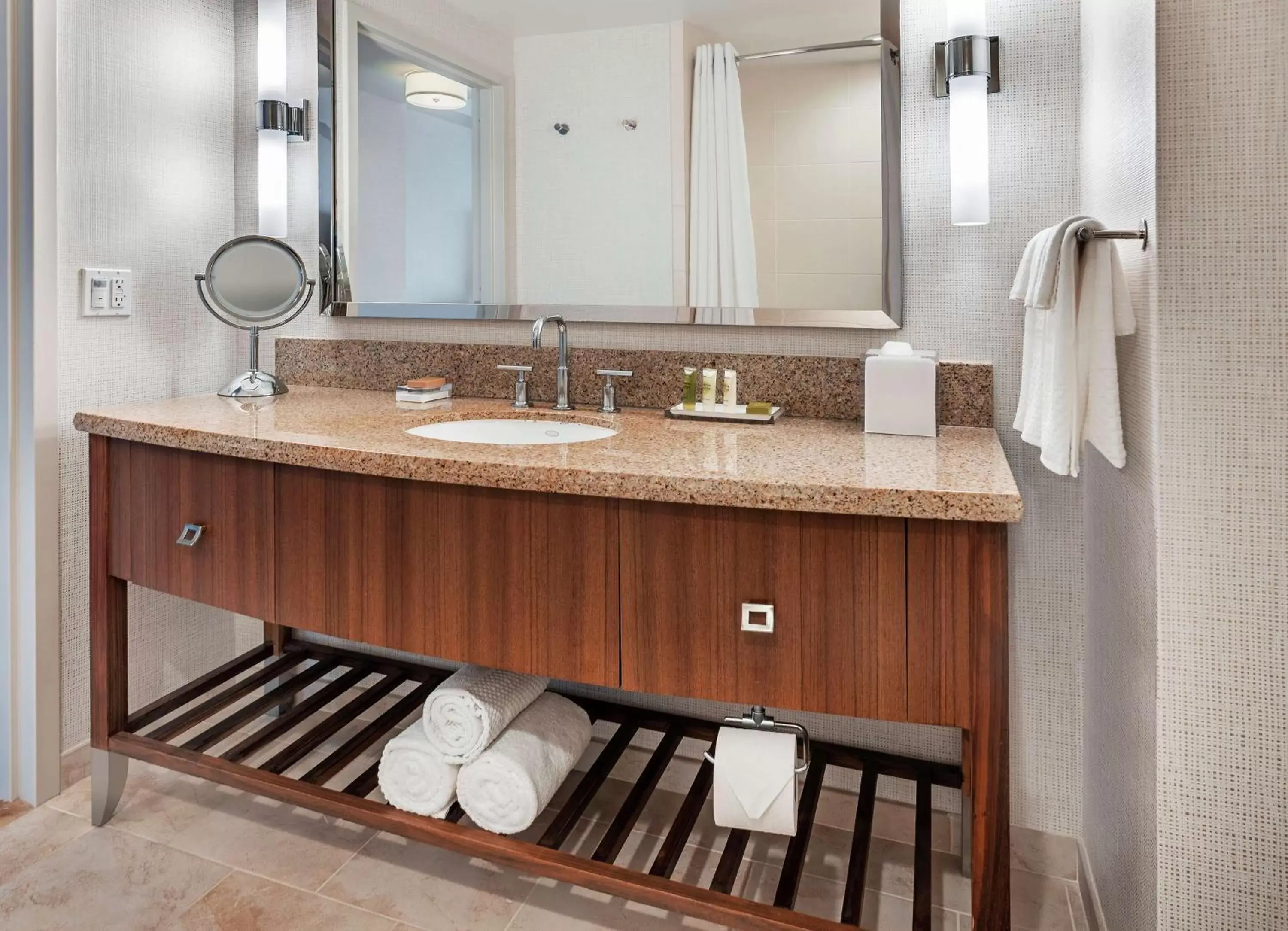 Bathroom in Hilton San Diego Bayfront