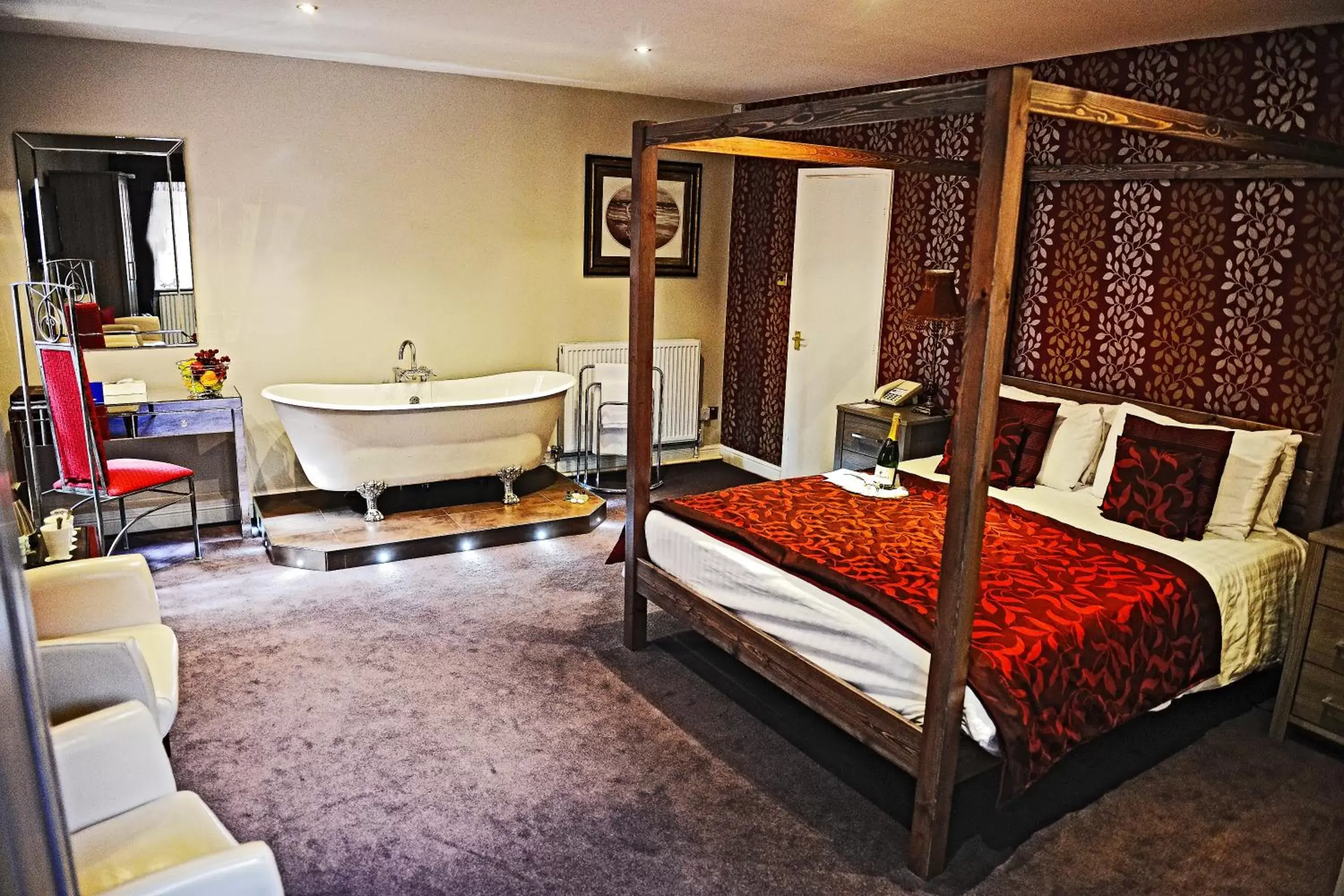 Bedroom, Bed in Best Western Plus West Retford Hotel