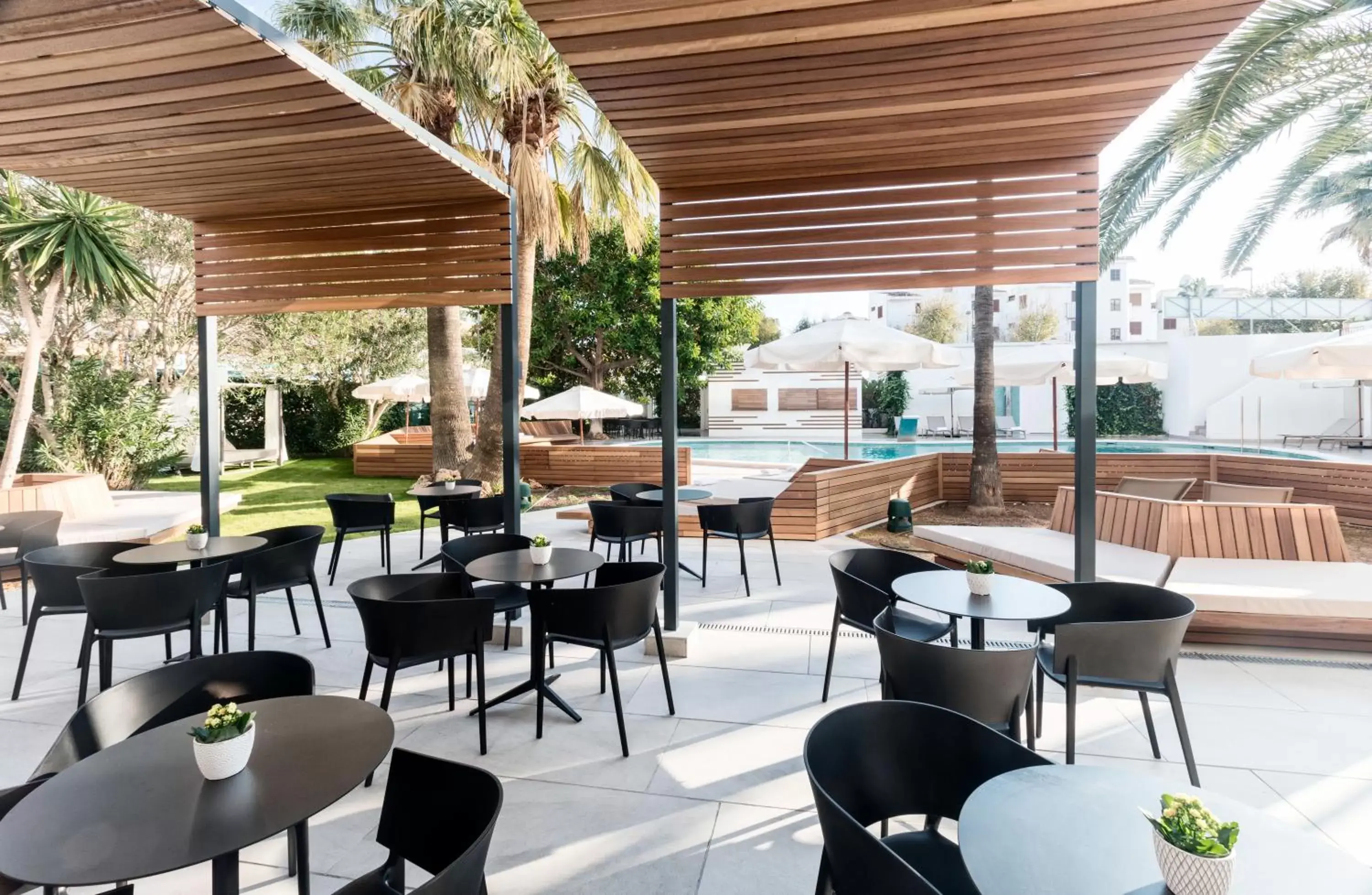 Lounge or bar, Restaurant/Places to Eat in Bordoy Alcudia Port Suites