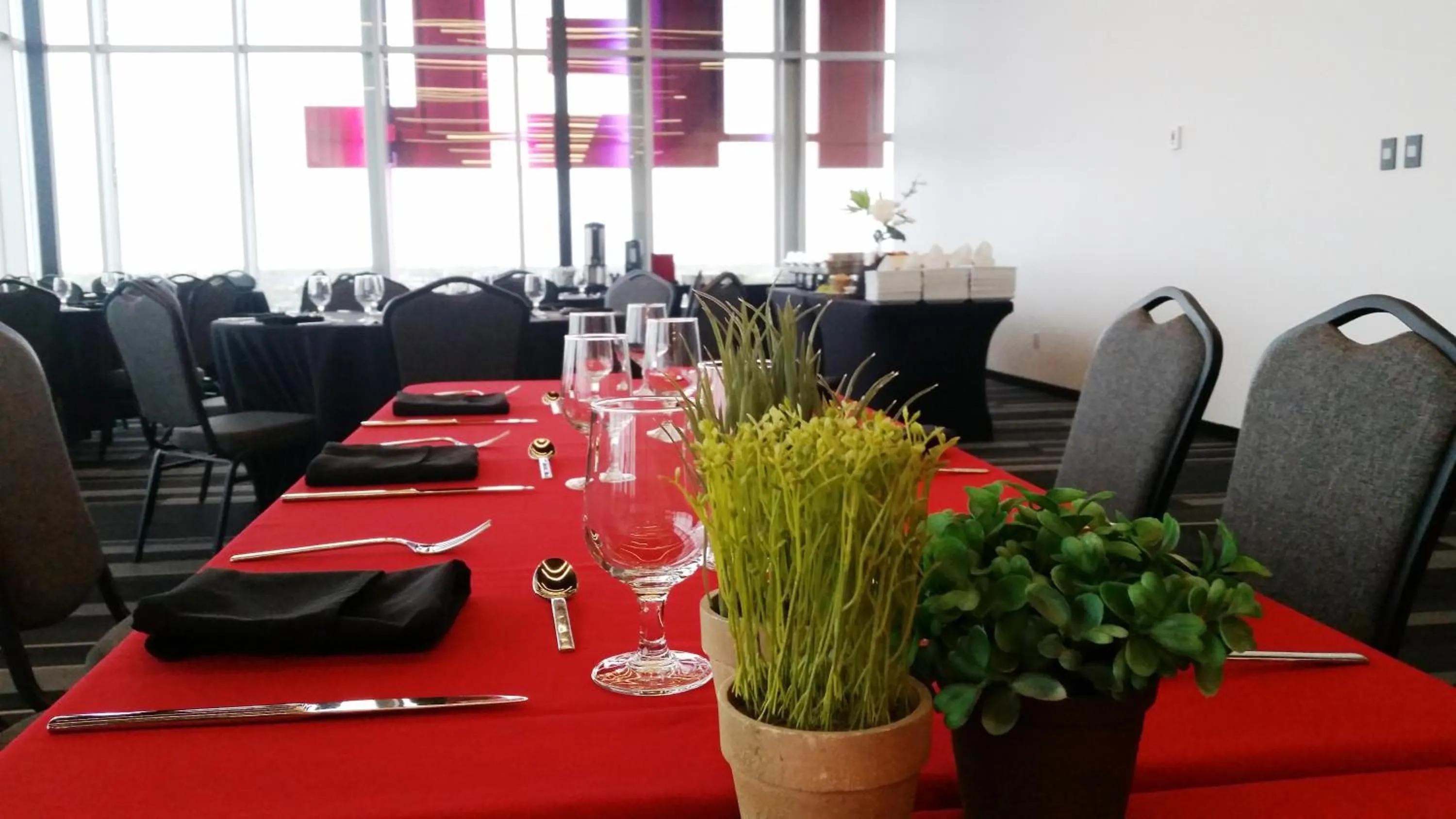 Banquet/Function facilities in Grand Times Hotel Drummondville