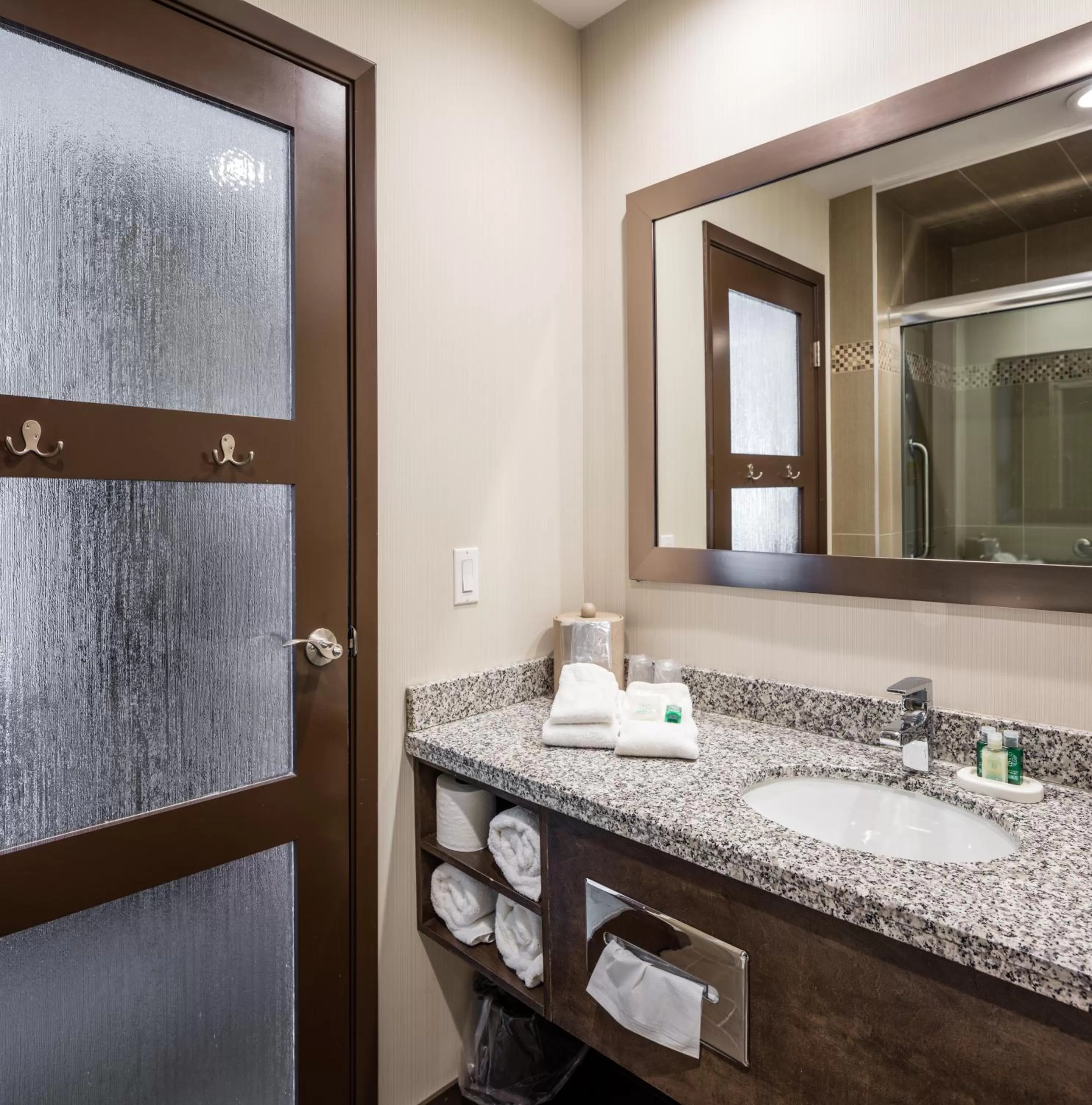 Bathroom in Stonecroft Inn