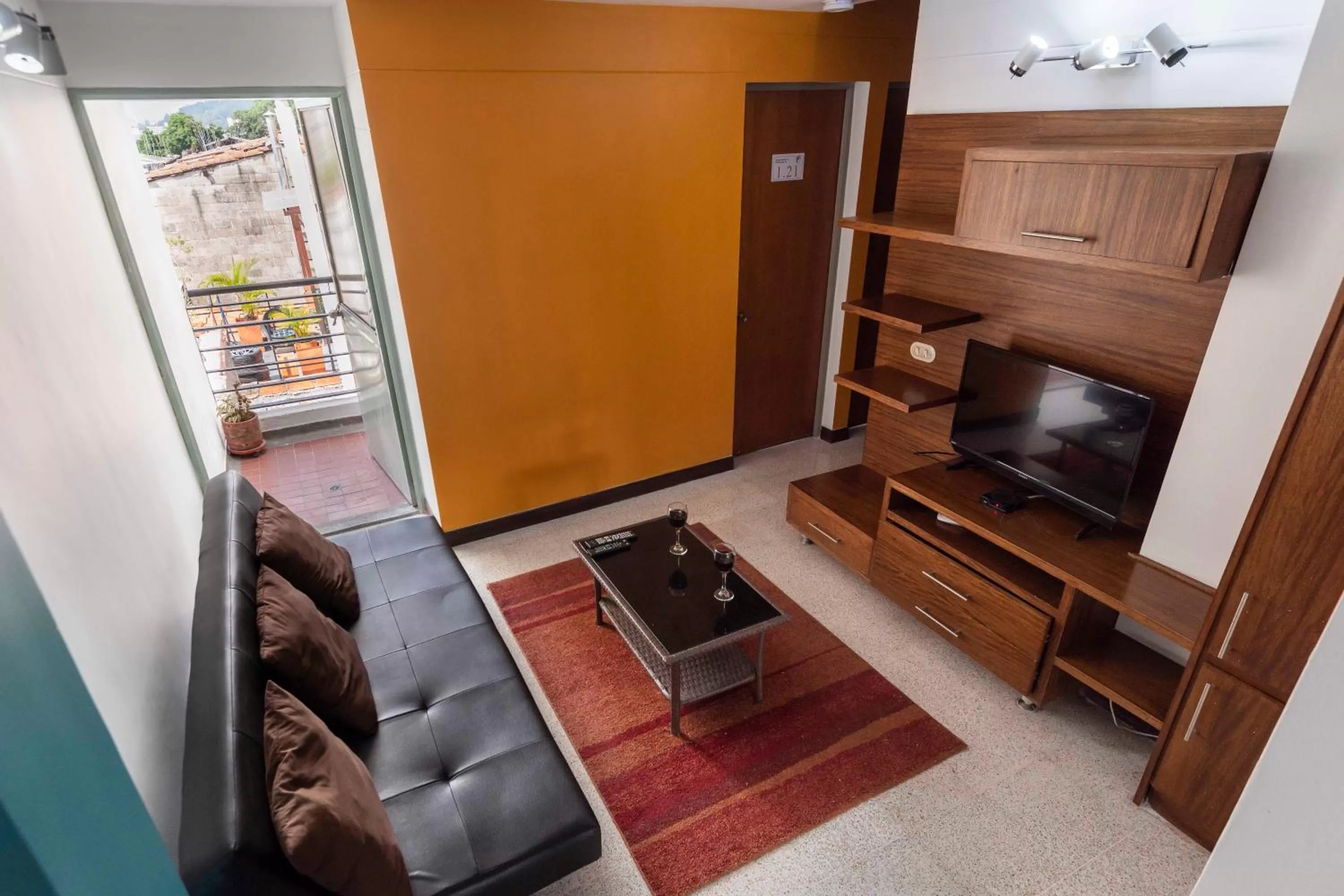 TV and multimedia in Poblado Guest House