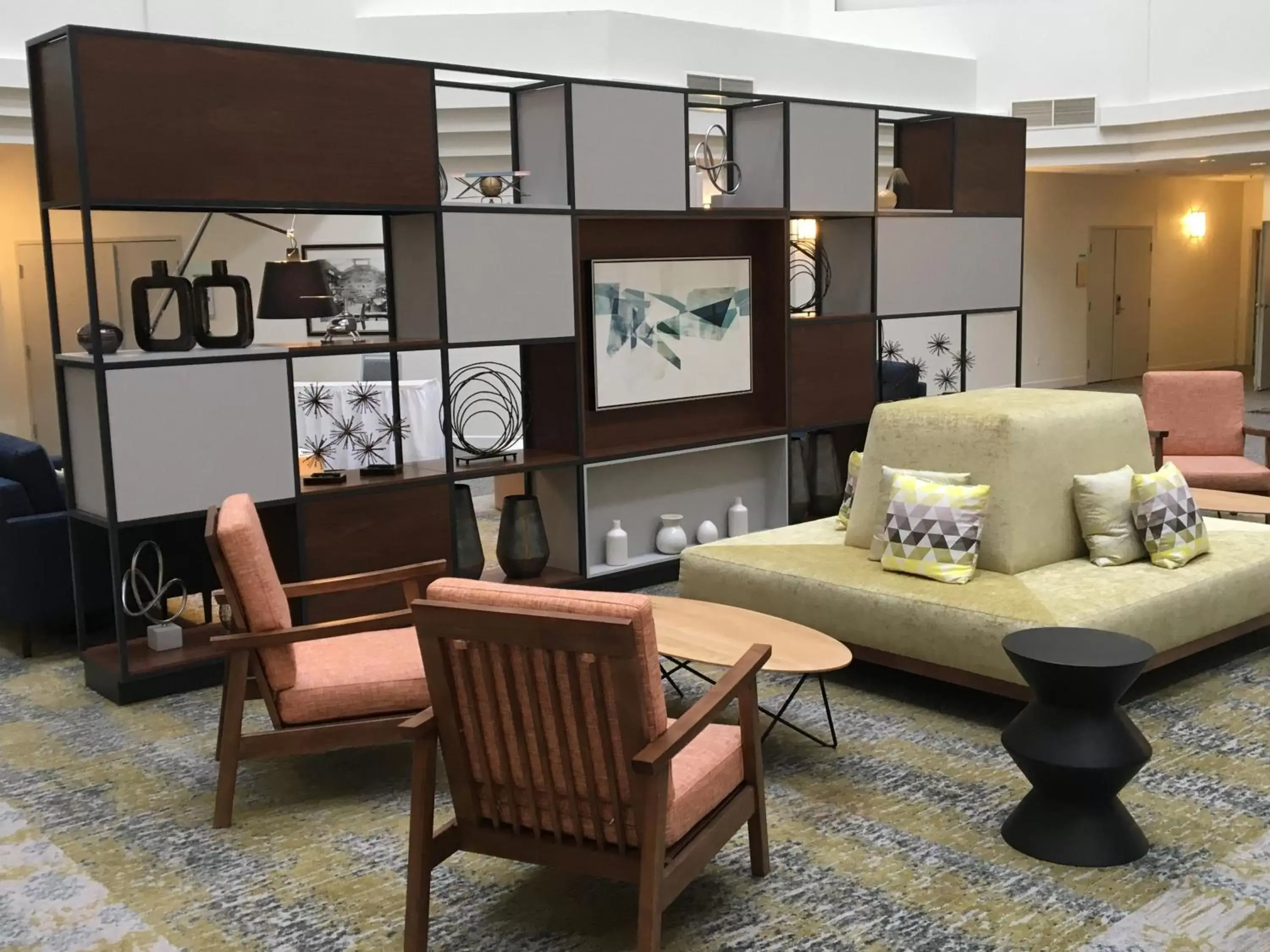 Property building, Seating Area in Holiday Inn Montreal Longueuil, an IHG Hotel