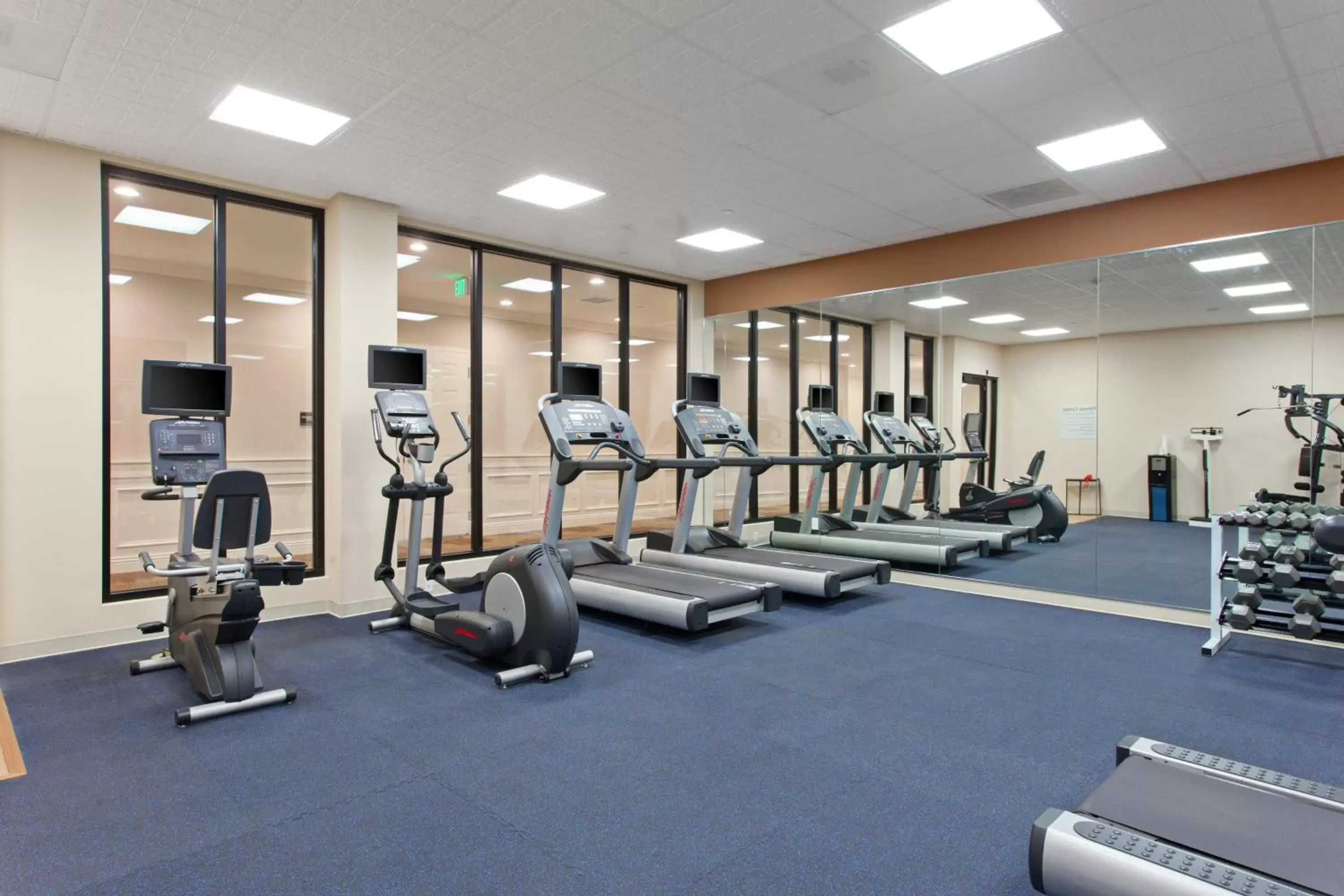 Spa and wellness centre/facilities, Fitness Center/Facilities in Holiday Inn El Monte - Los Angeles, an IHG Hotel