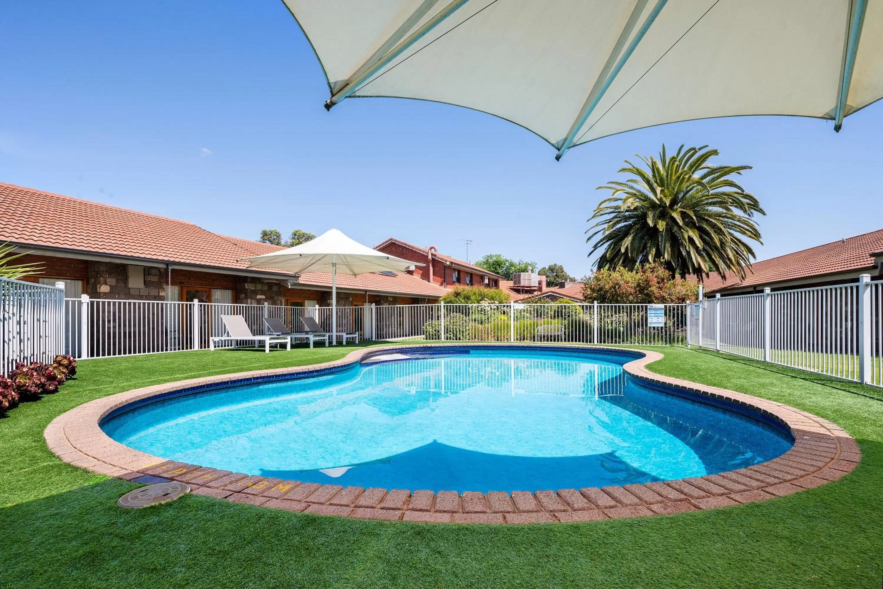 Property building in Julie-Anna, Bendigo