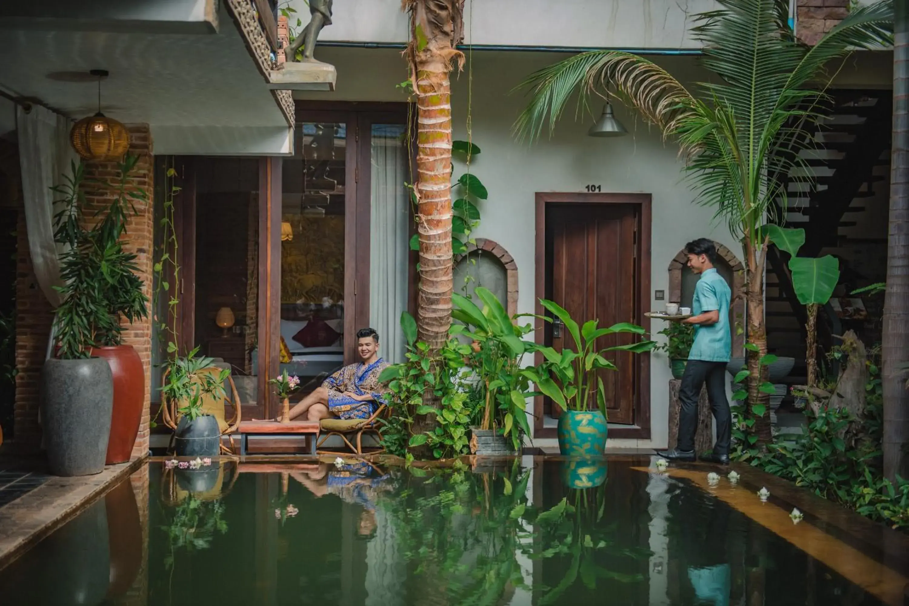 Natural landscape, Swimming Pool in Cambana d'Angkor Suites