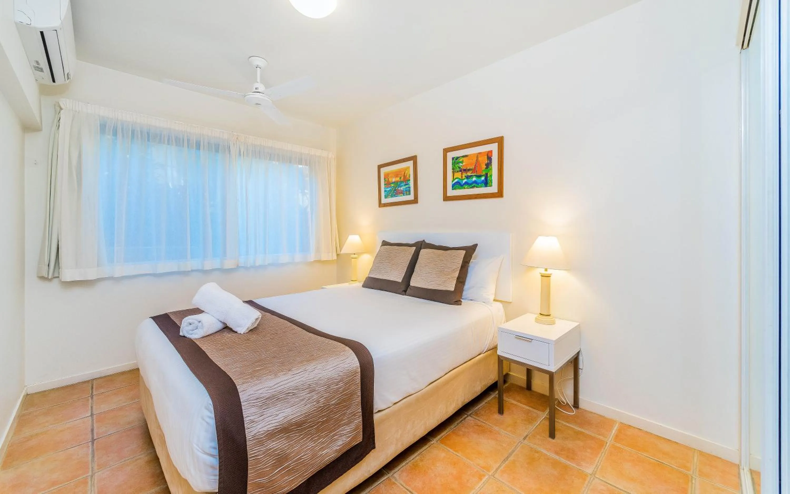 Bedroom, Bed in The Cove Yamba