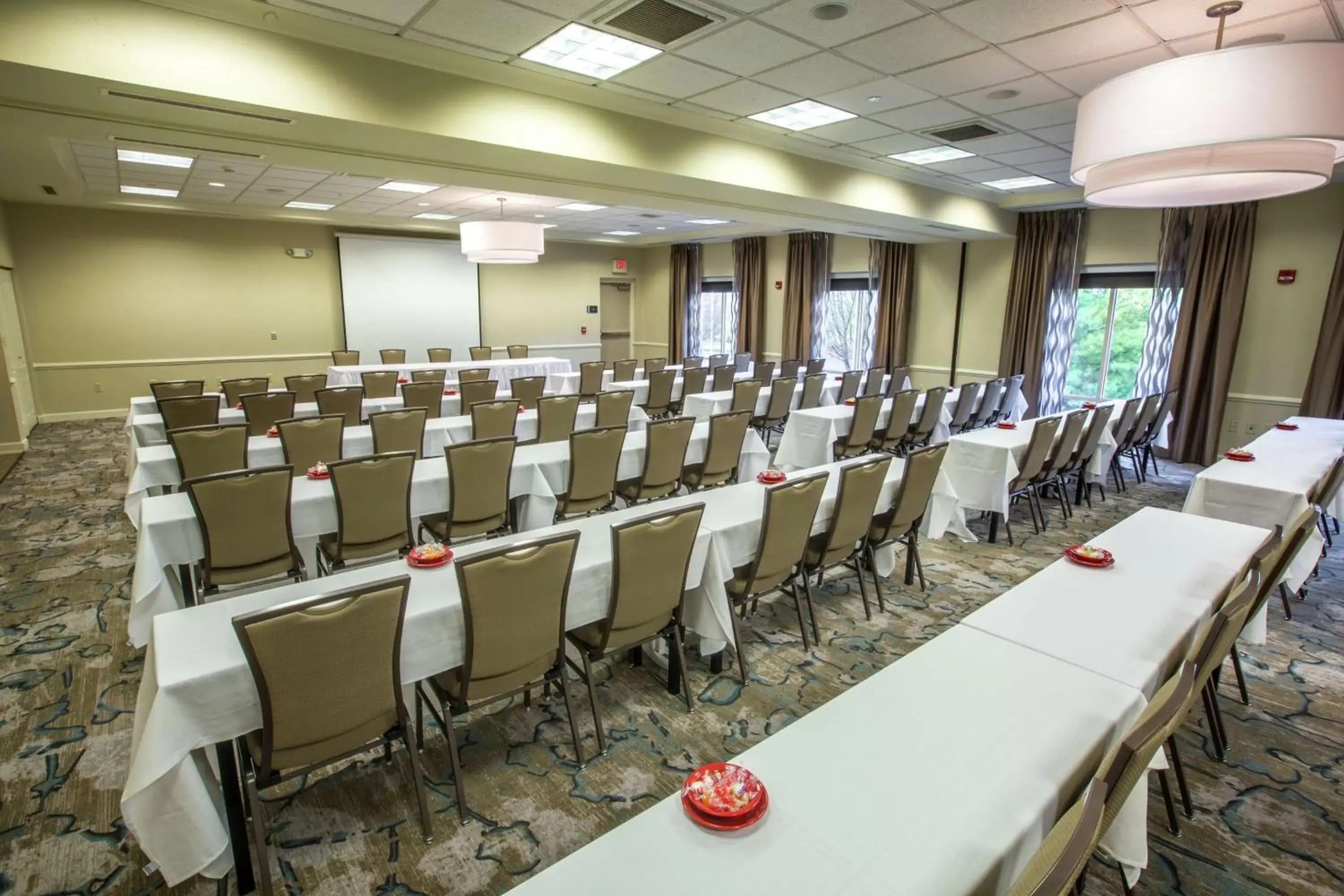 Meeting/conference room in Hilton Garden Inn State College