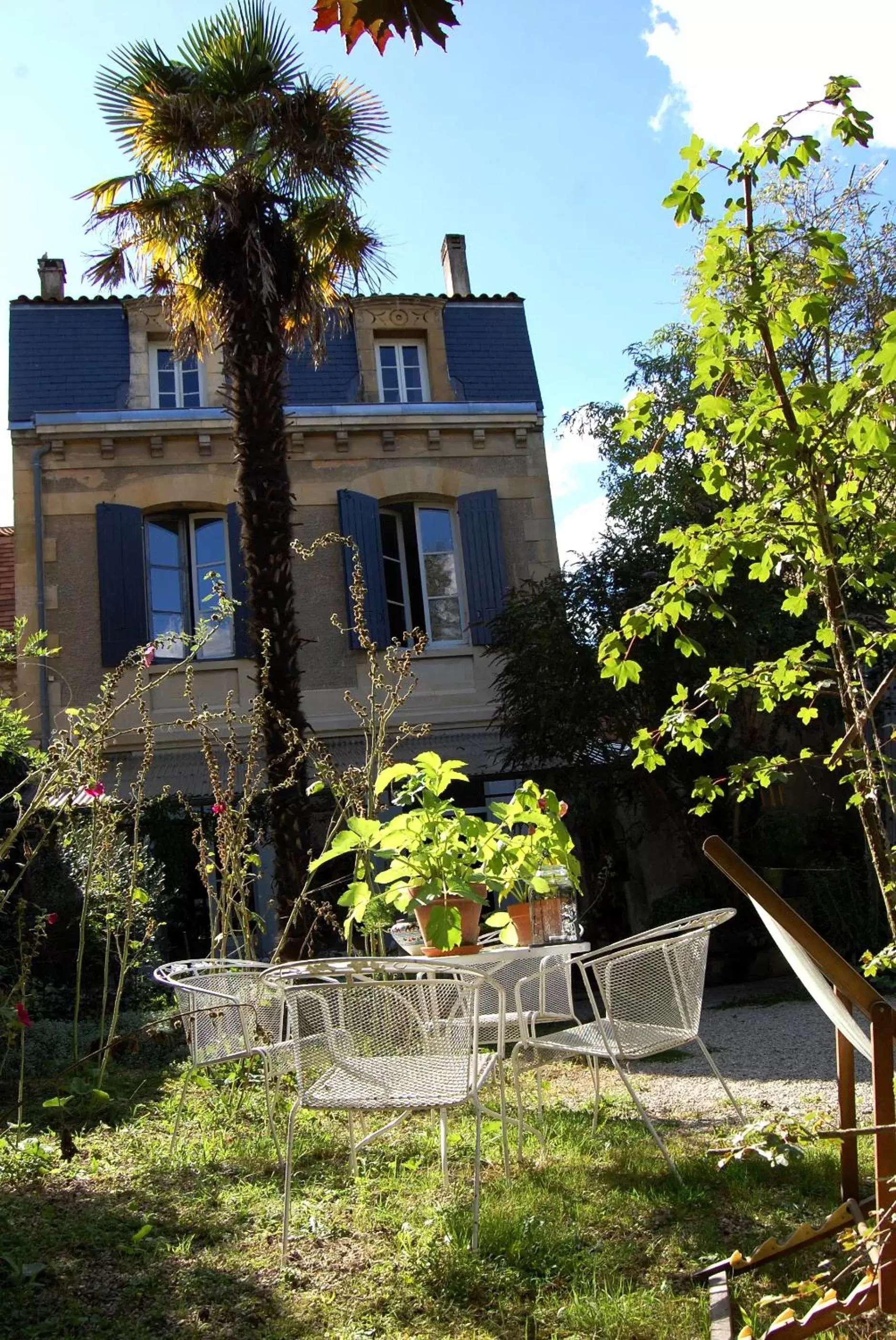 Garden, Property Building in Madeleine Bergerac