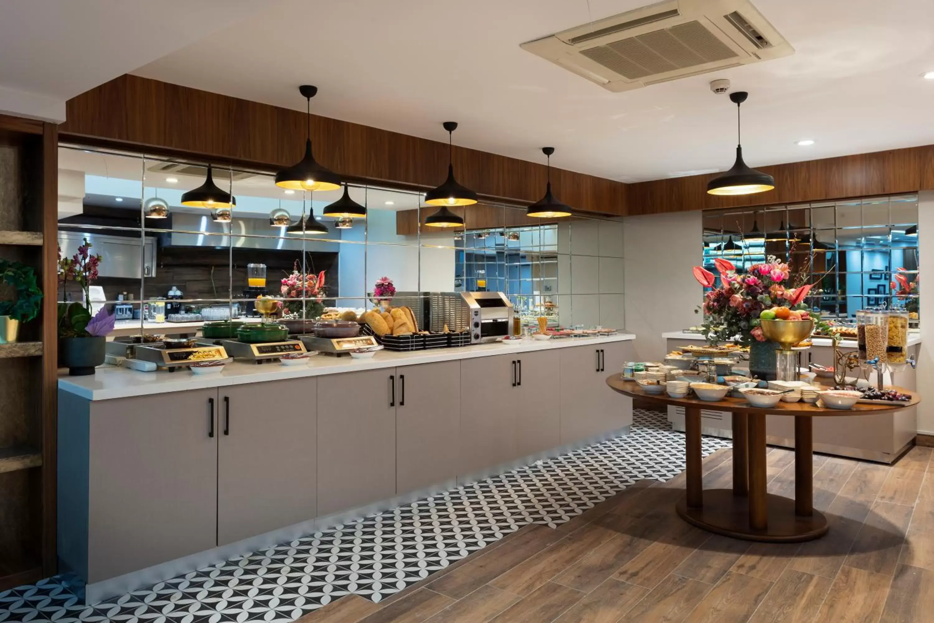 Restaurant/places to eat in Buem Hotel Koşuyolu Restaurant/places to eat in Buem Hotel Koşuyolu