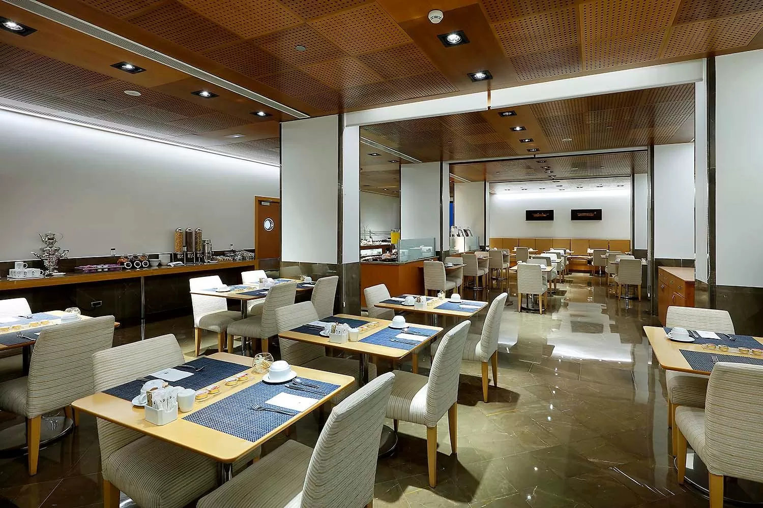 Restaurant/places to eat in Eurostars Gran Valencia