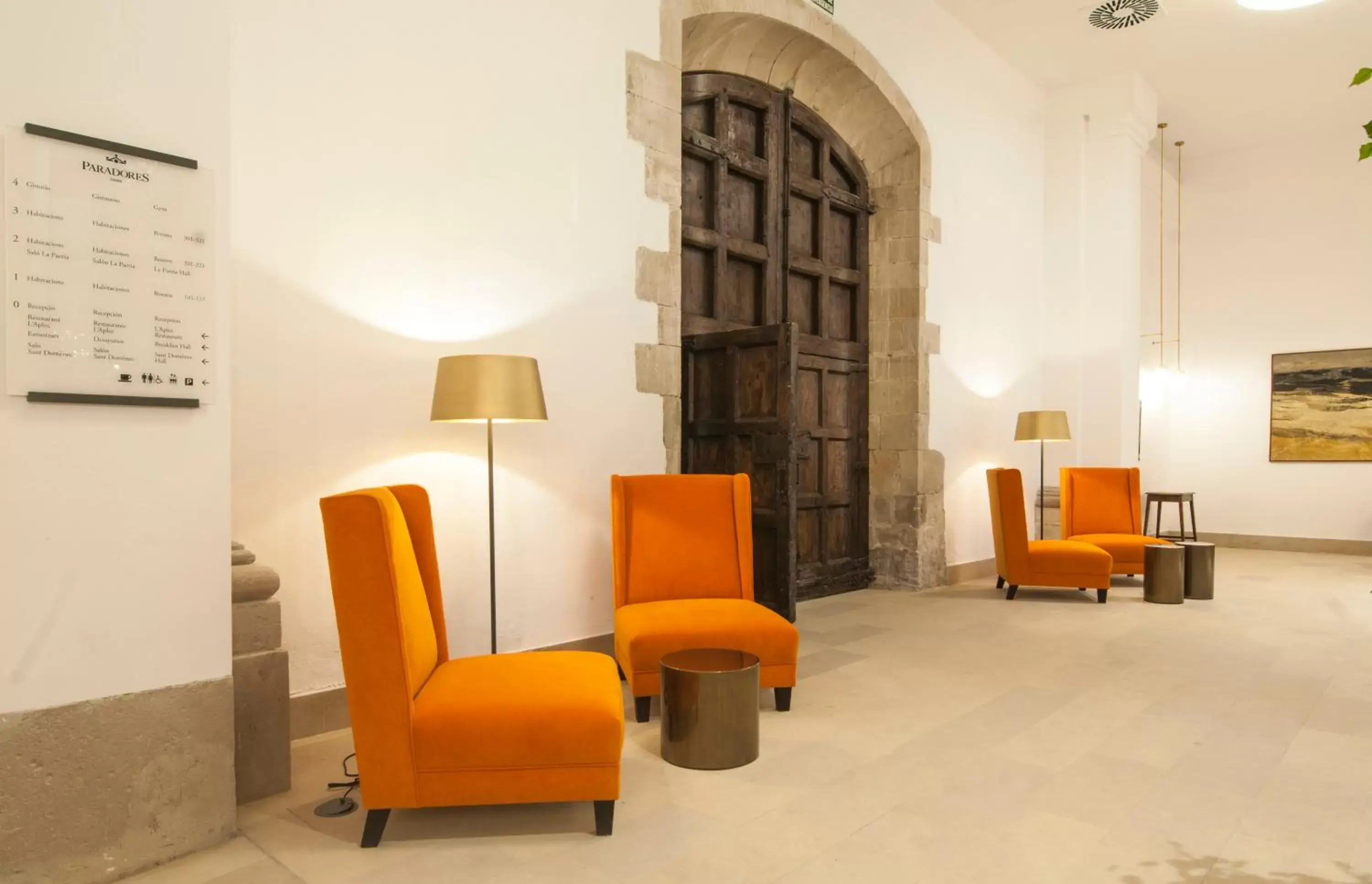 Lobby or reception, Seating Area in Parador de Lleida