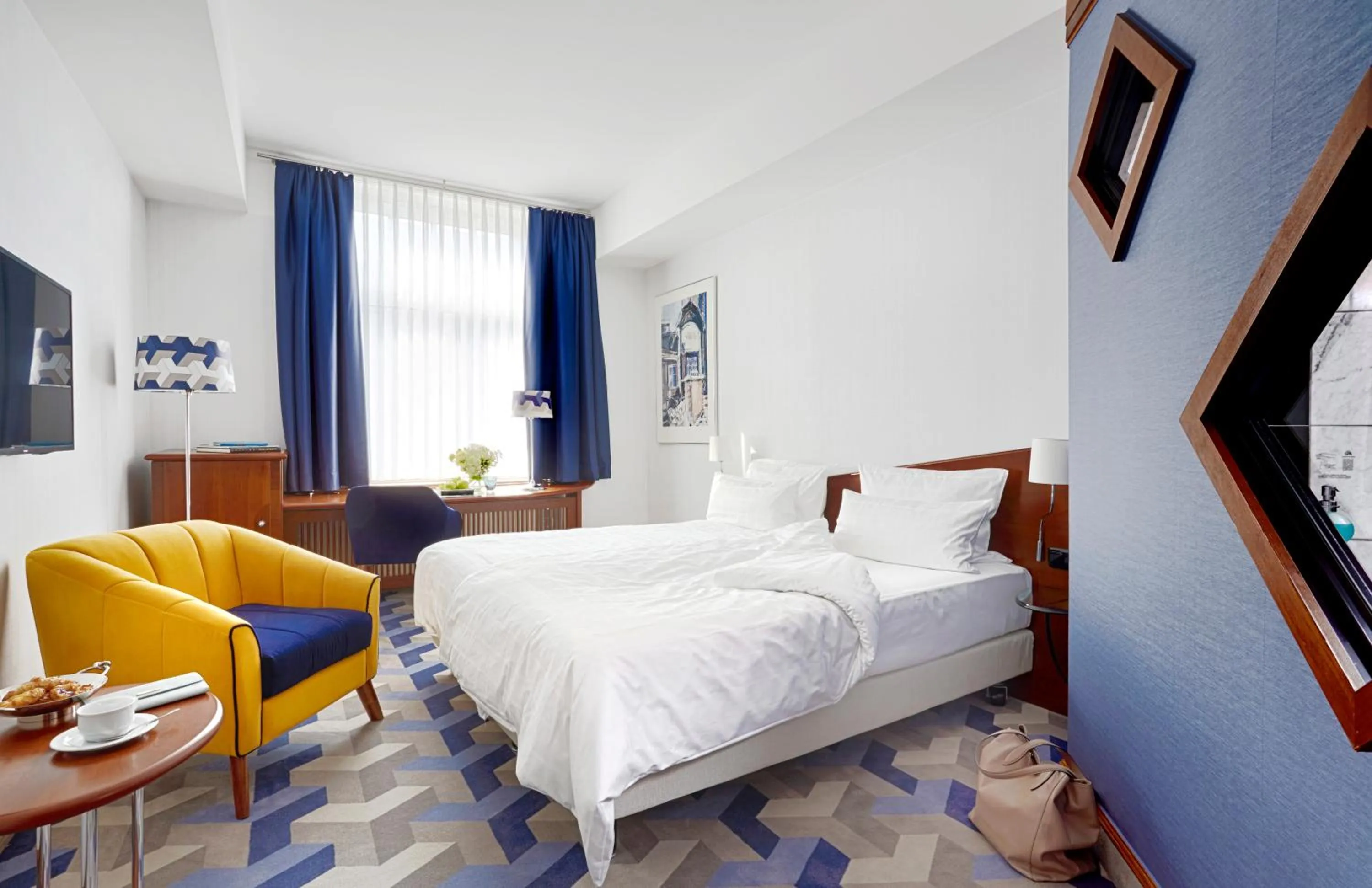 Photo of the whole room, Bed in Seaside Park Hotel Leipzig